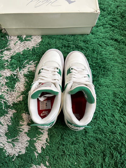 Jordan 4 SB “Pine Green”