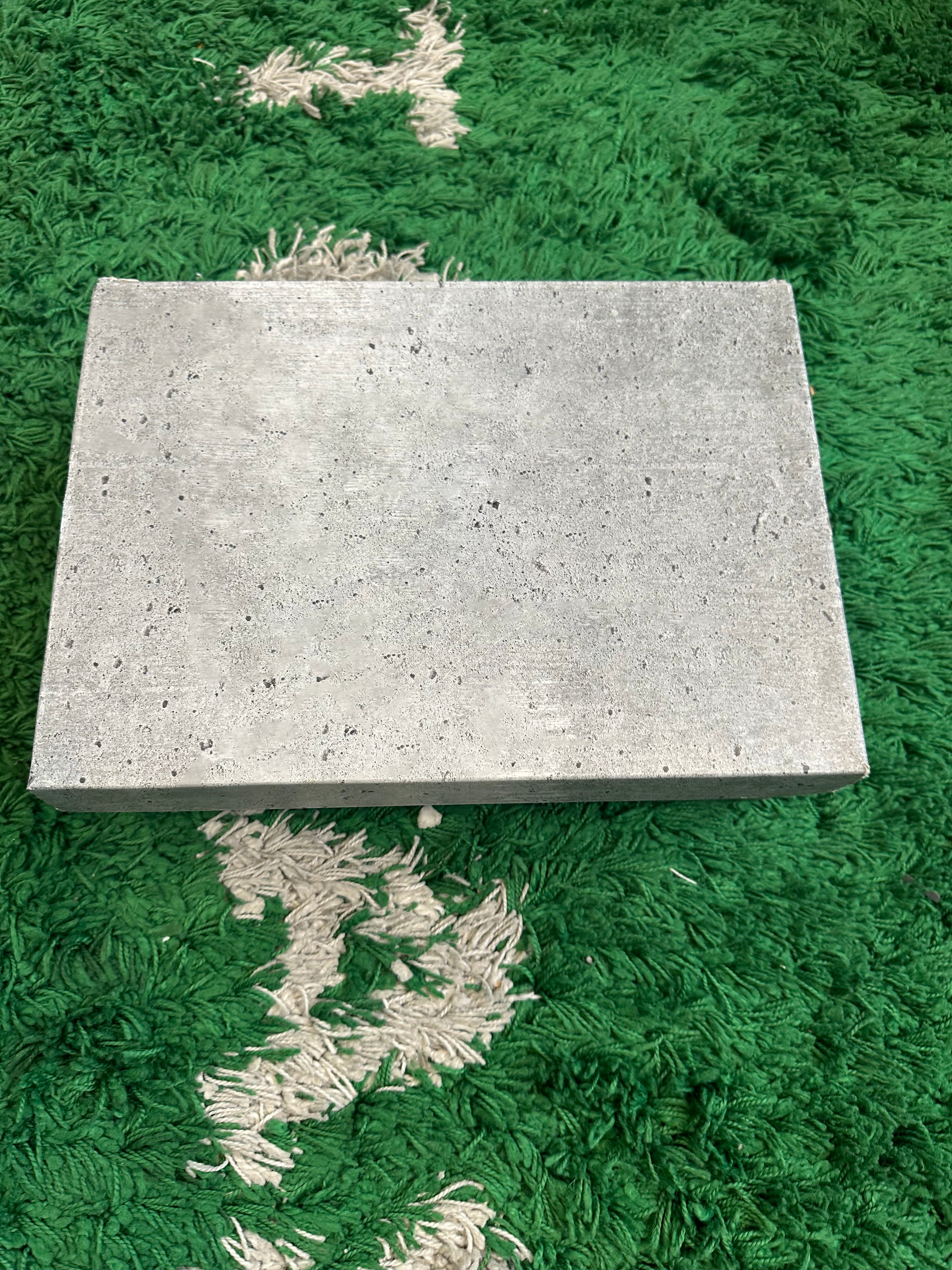 Jordan 4 “Wet Cement”