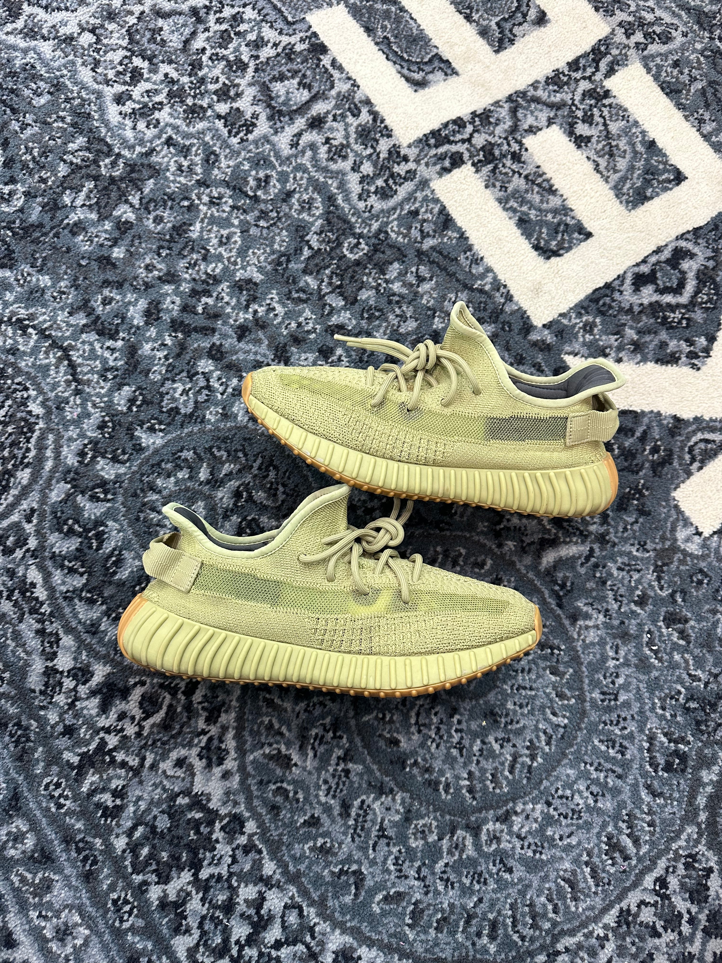 yeezy 350 v2 sulfur on feet