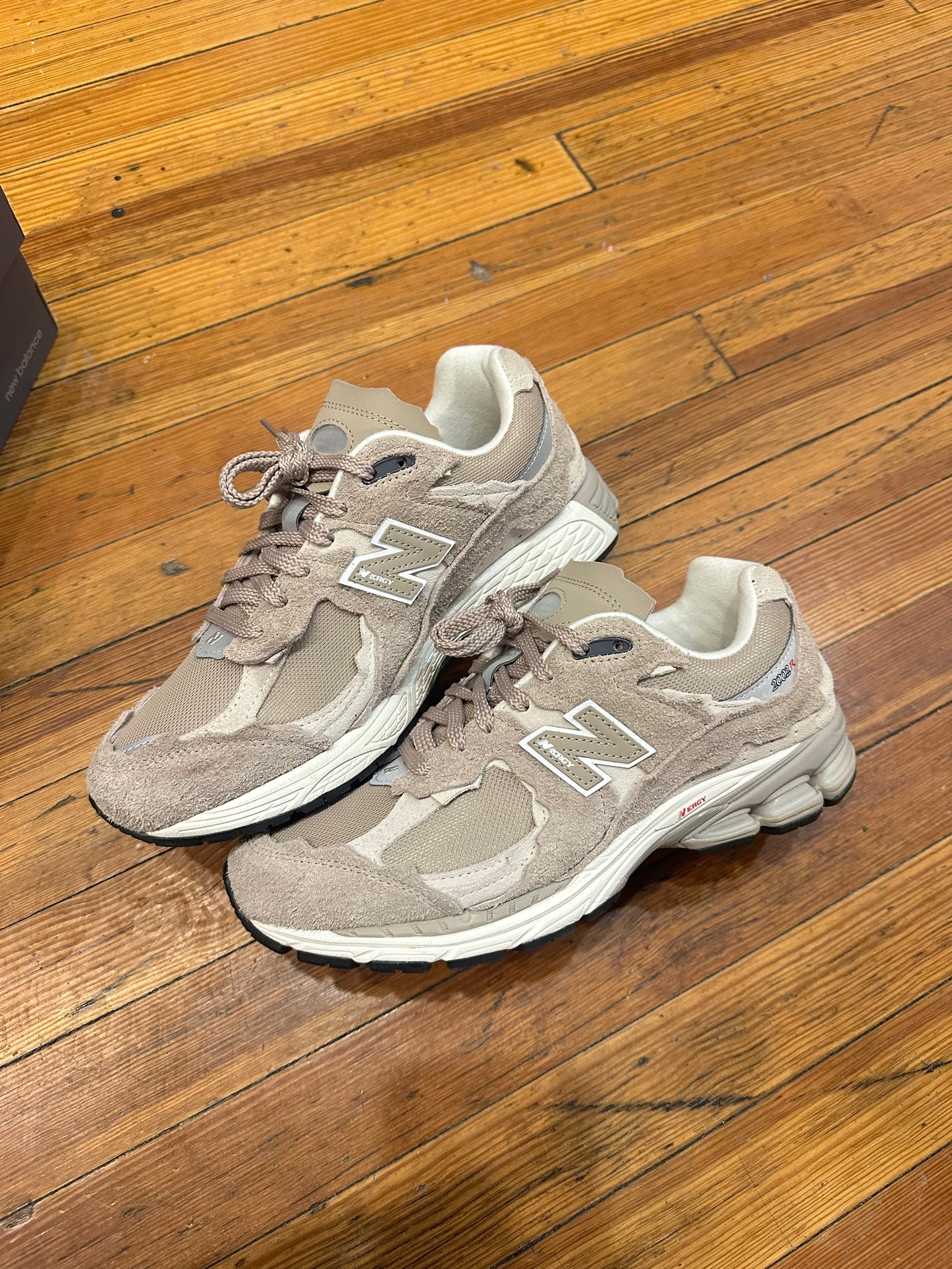 New Balance 2002R “Protection Pack Driftwood”