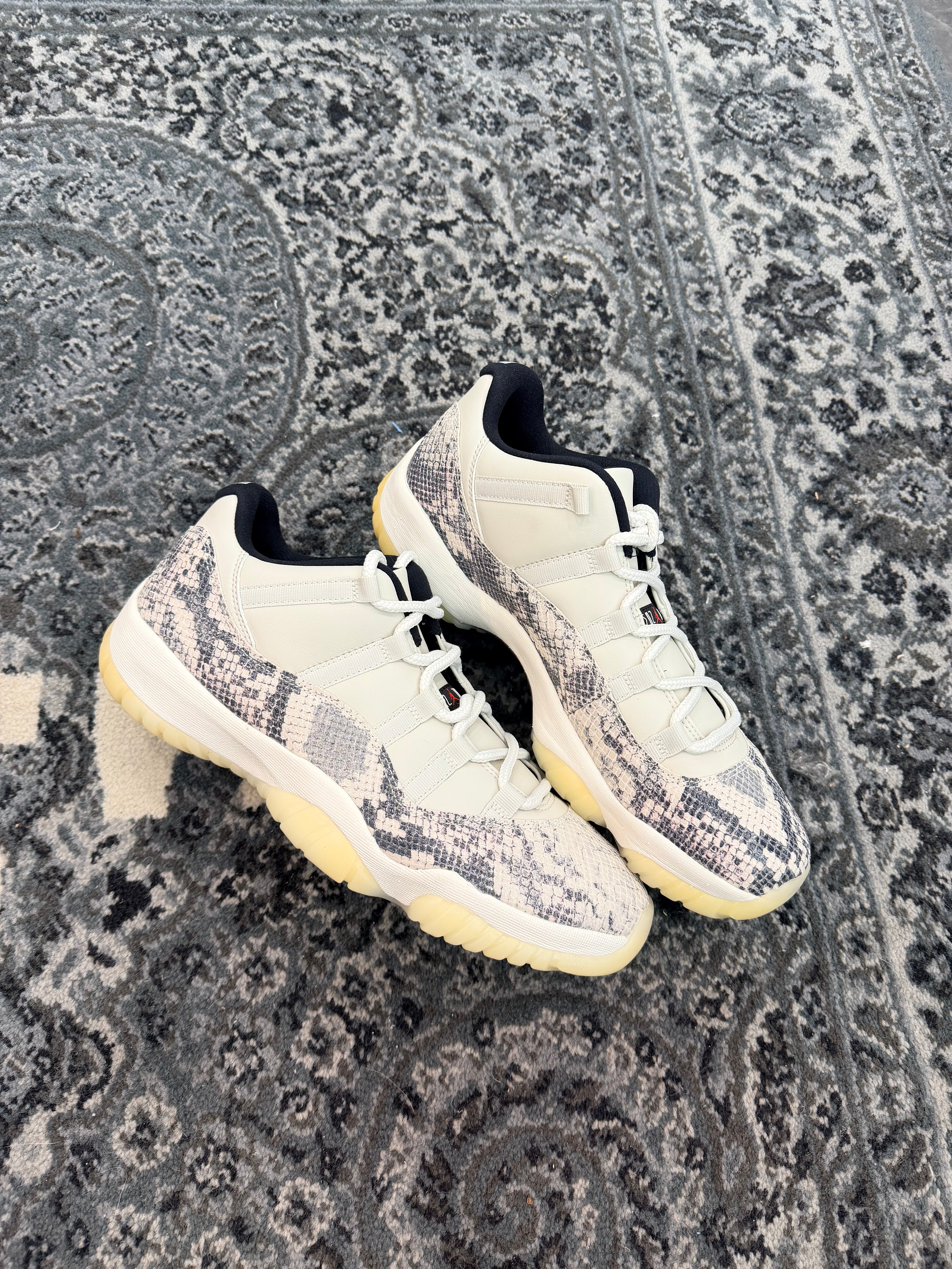 Jordan 11 Low “Snake Light Bone”