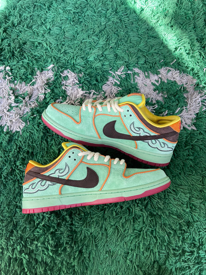 Nike SB Dunk Low “Rodeo Tourmaline”