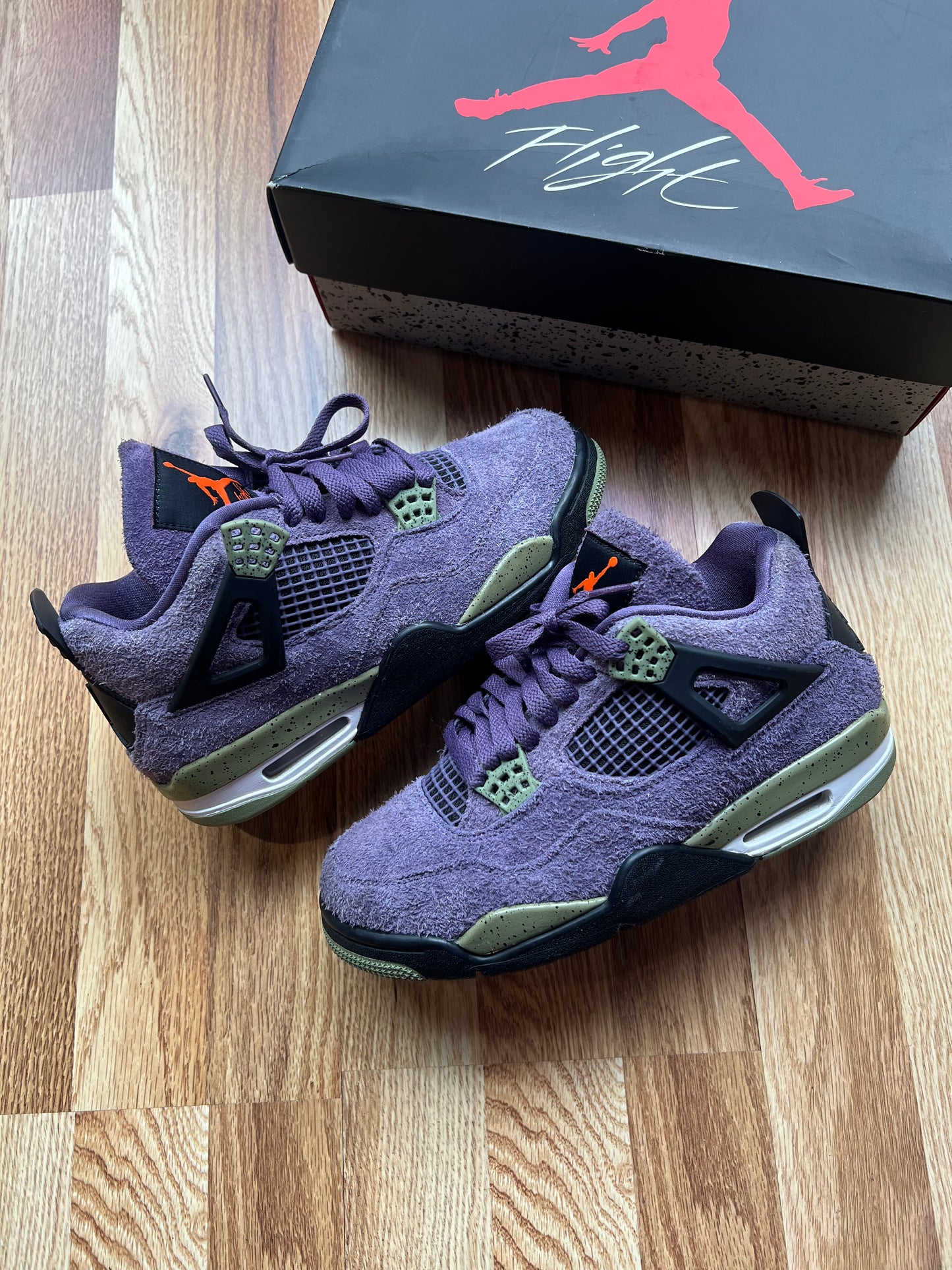 Jordan 4 “Purple Canyon”