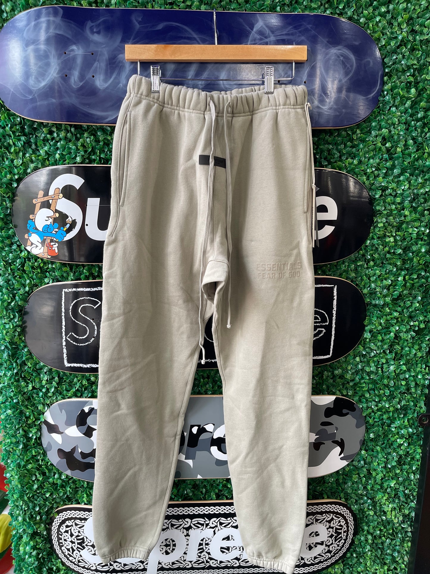 Essentials Sweatpants FW’24 “Smoke”