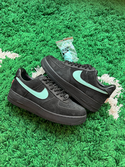 Nike Air Force 1 Low x Tiffany