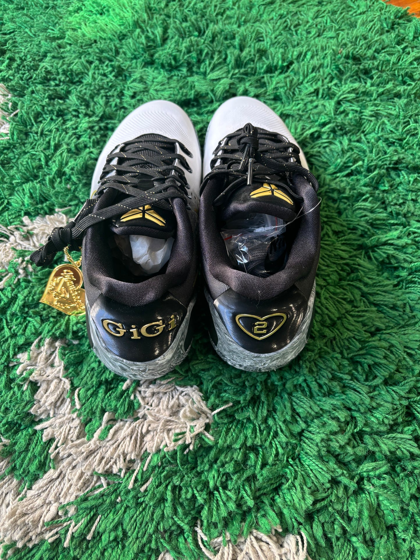 Nike Kobe 9 Low Protro “Mambacita”