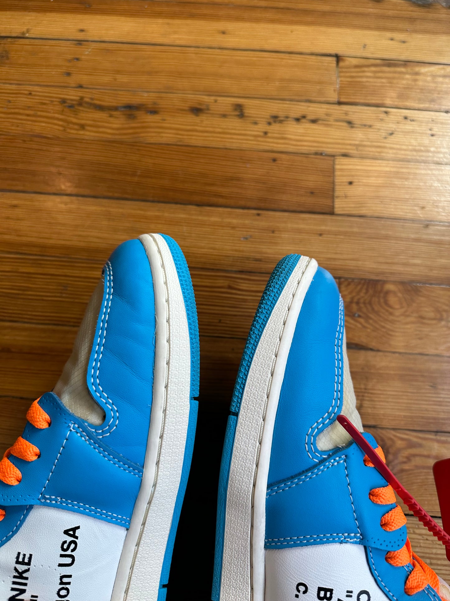 Jordan 1 Off White “University Blue”