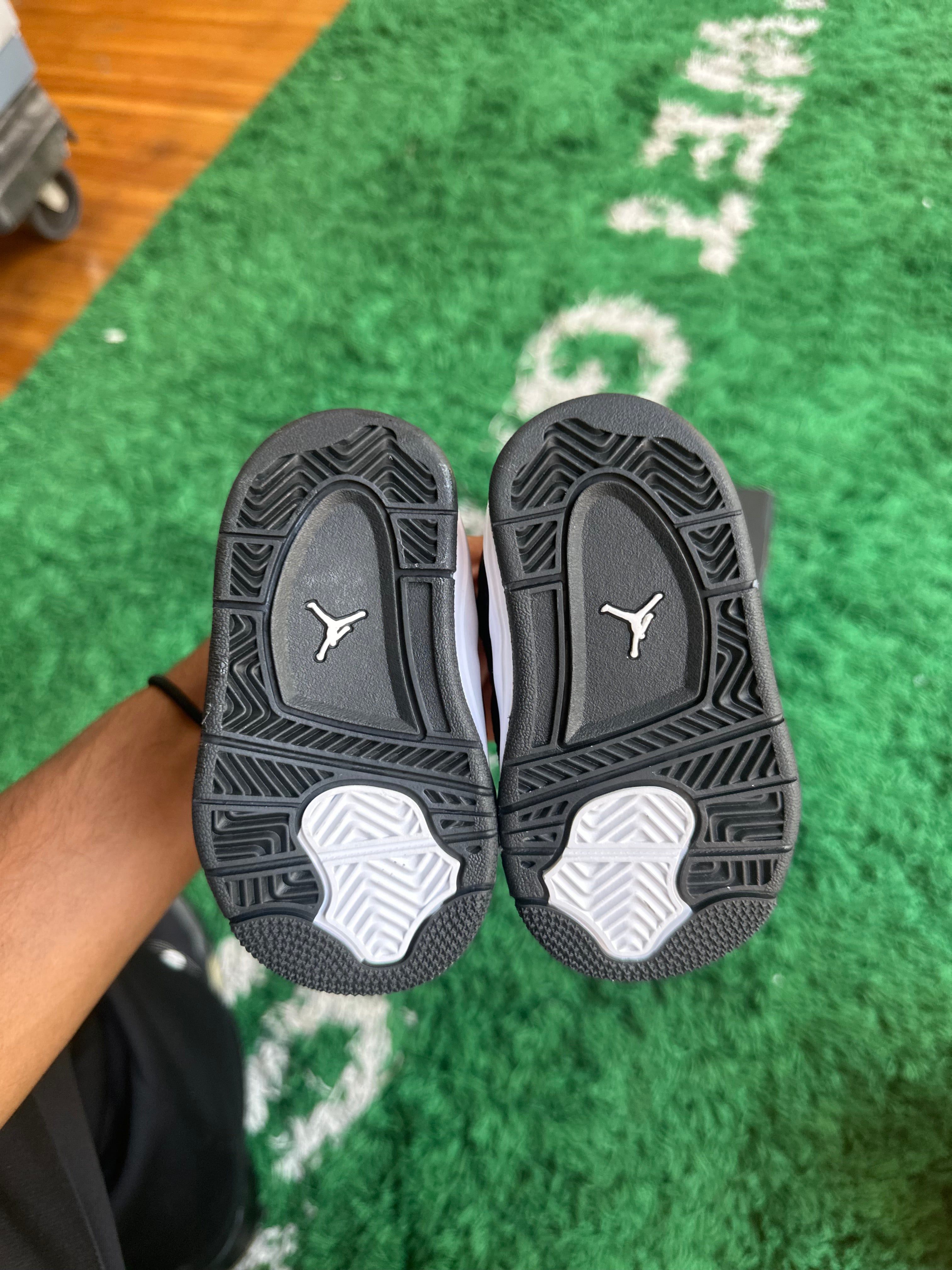 Jordan 4 “White Thunder” TD