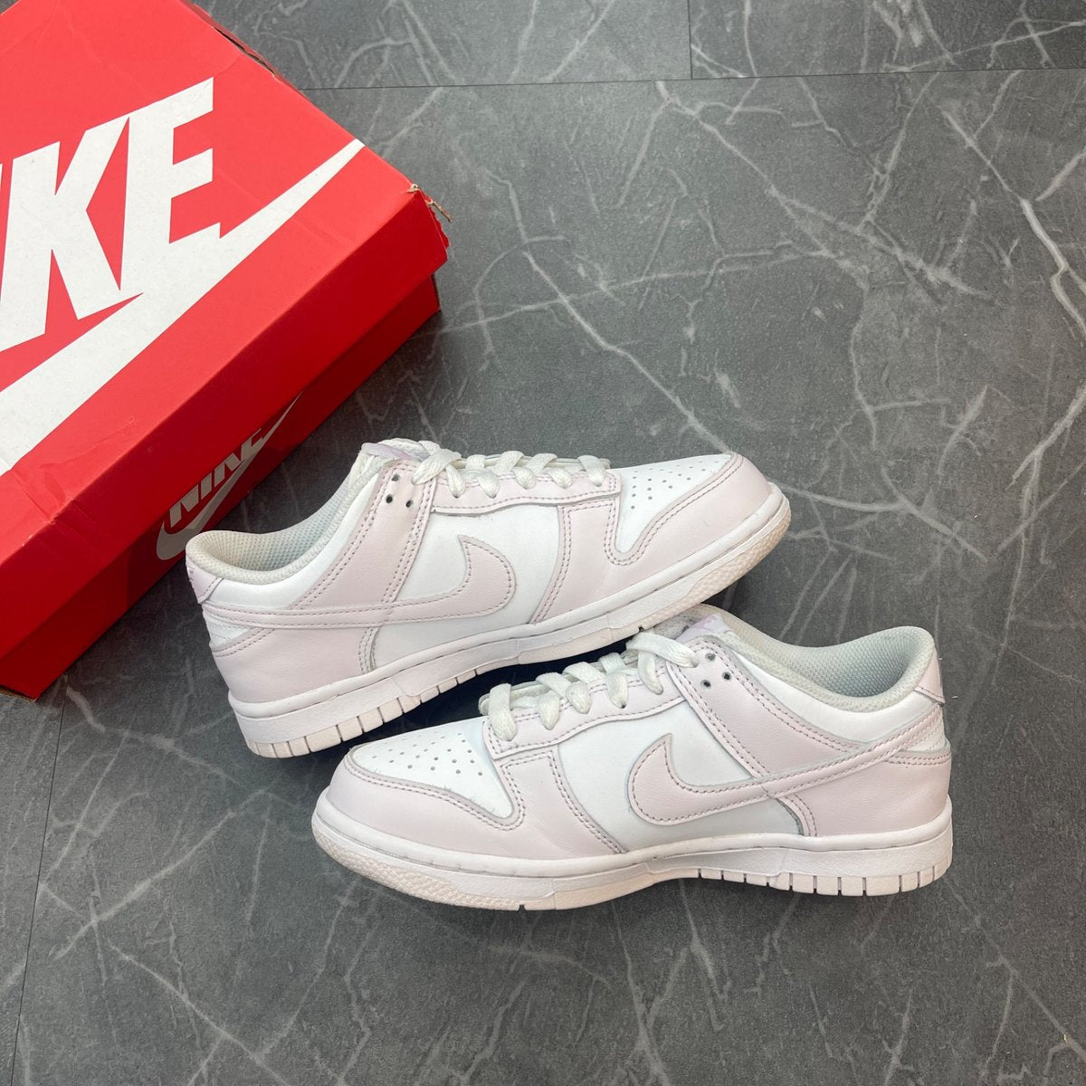 Nike Dunk Low White Light Violet (GS) (Size 4Y) (Lightly Worn)