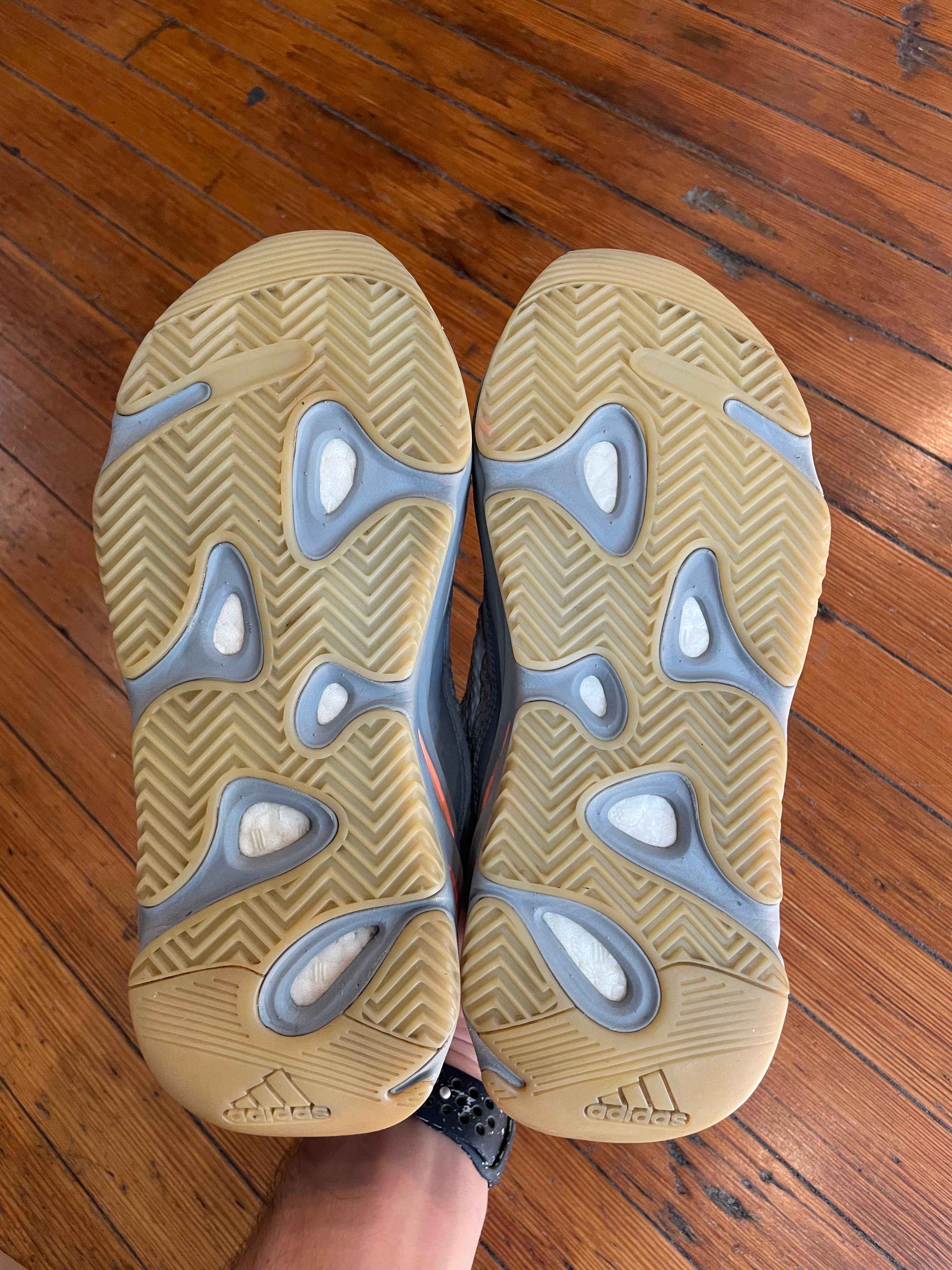 Yeezy 700 V2 “Inertia”