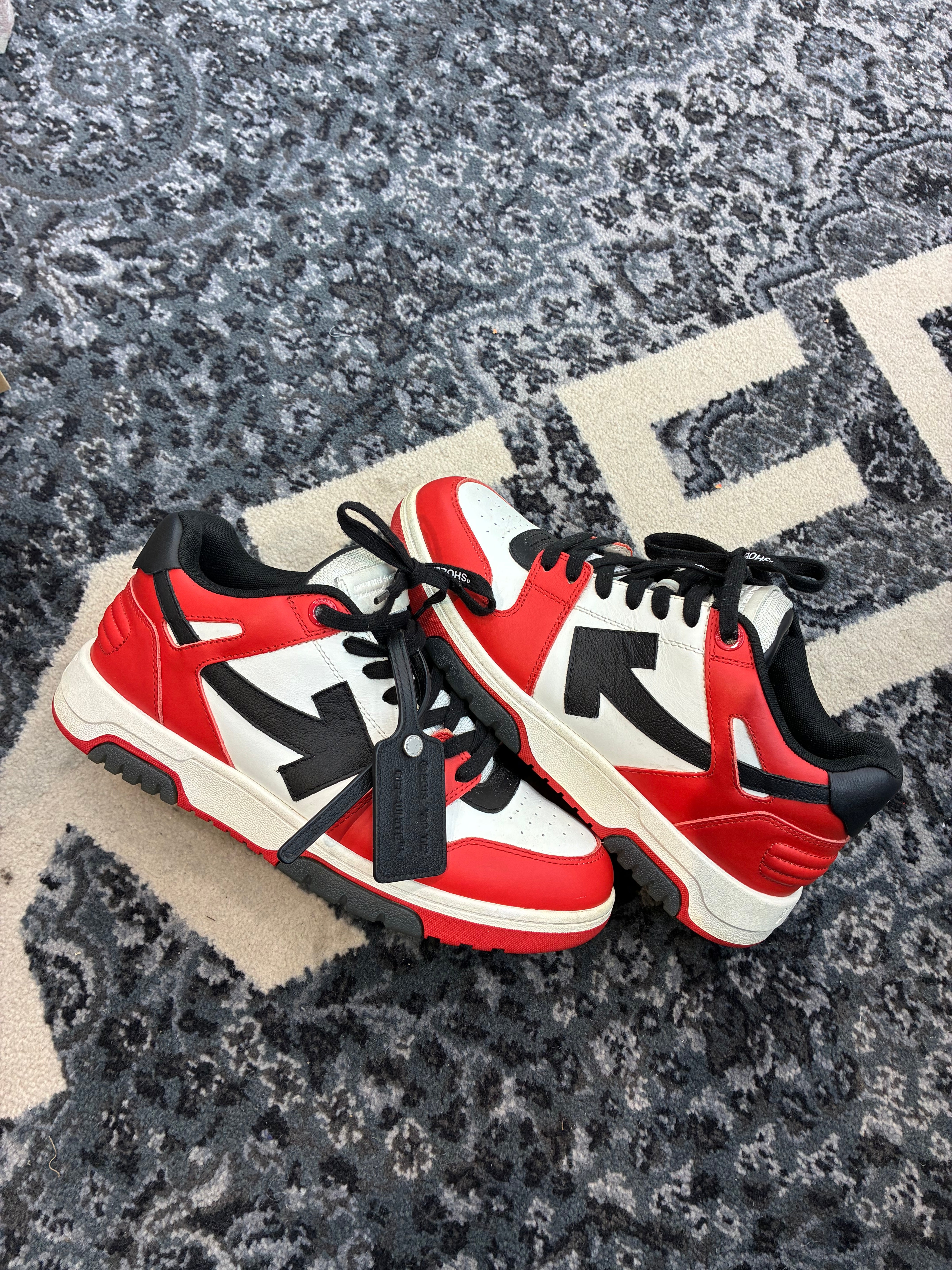 Off White Out Of Office “Red”