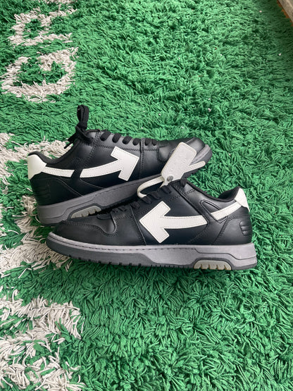 Off-White Out of Office Black/White