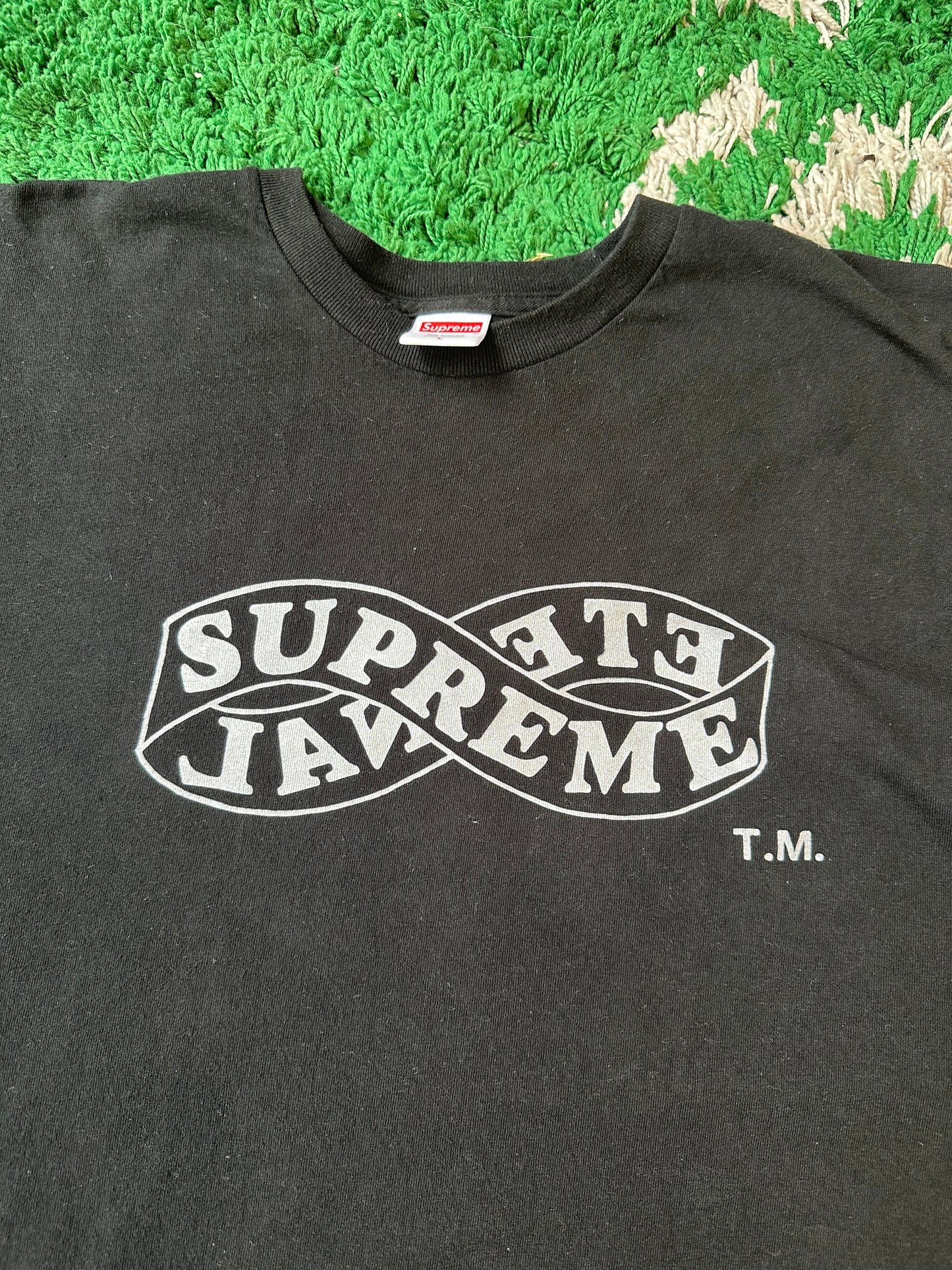 Supreme Tee “Eternal”