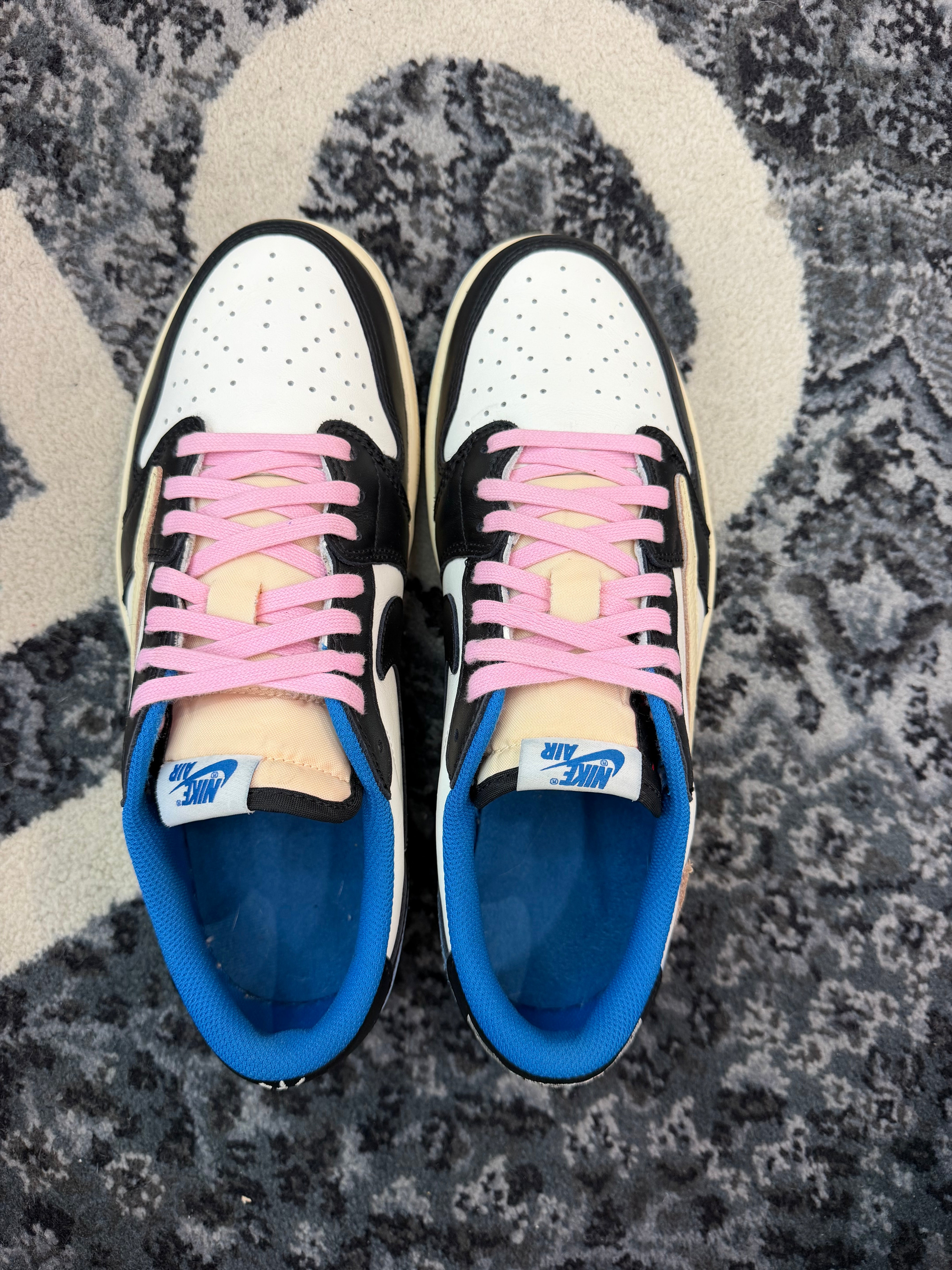Jordan 1 Low x Travis Scott “Fragment”