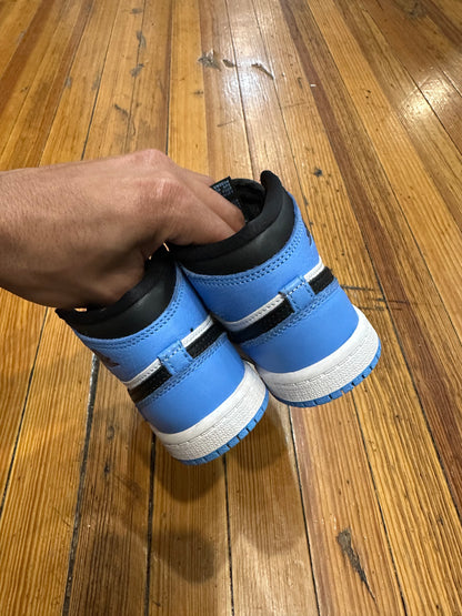 Jordan 1 High “UNC”