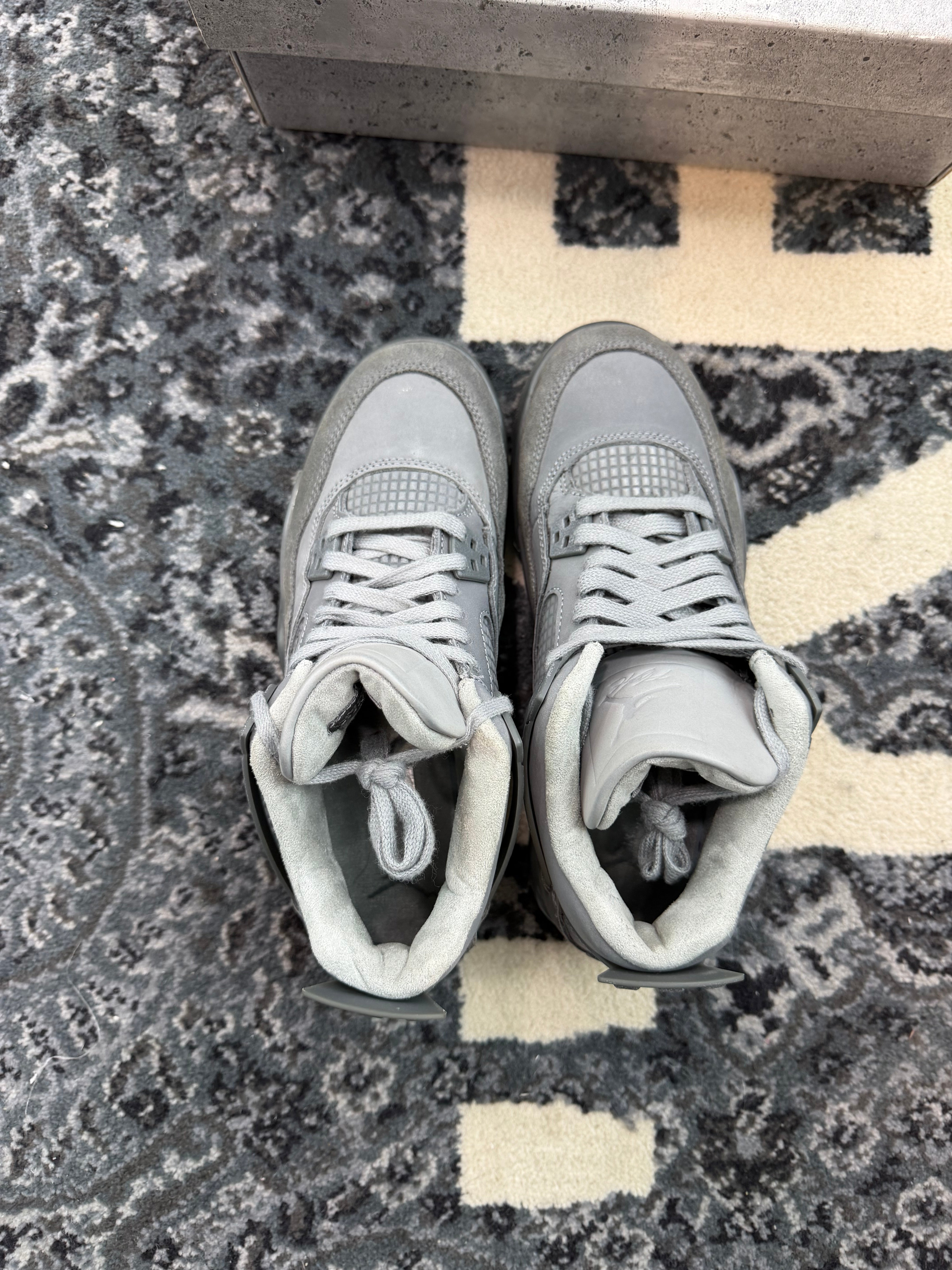 Jordan 4 “Wet Cement”
