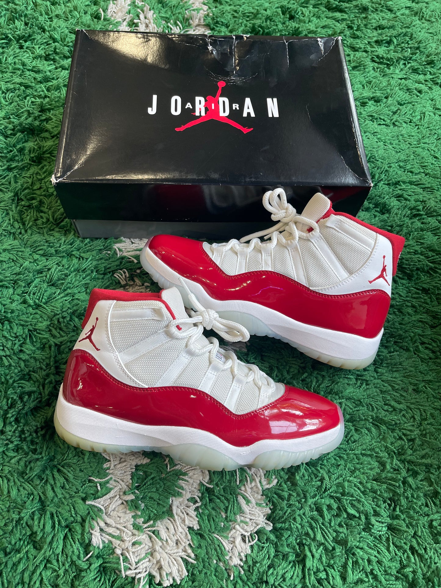 Jordan 11 “Cherry”