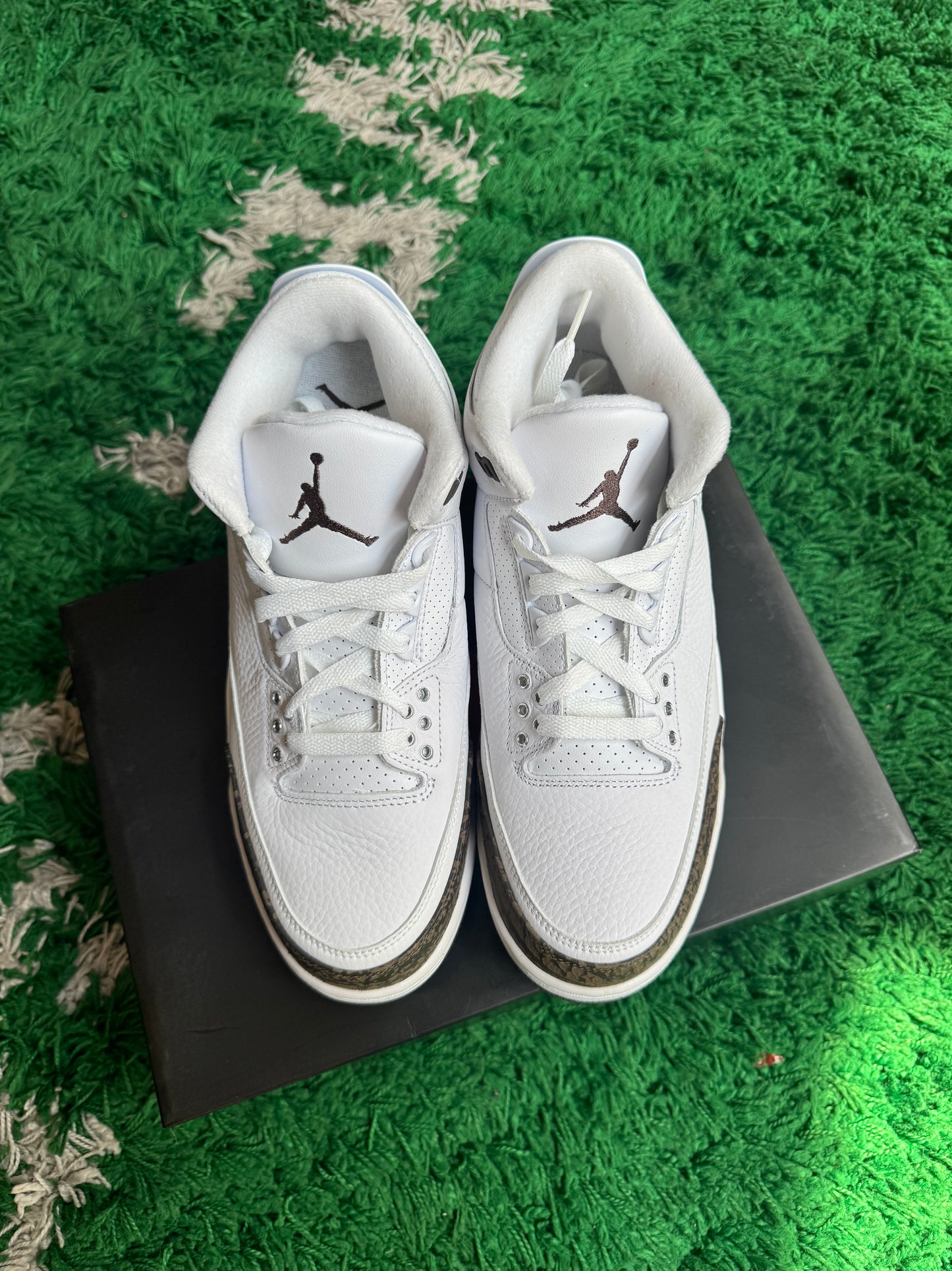 Jordan 3 Mocha (2018)