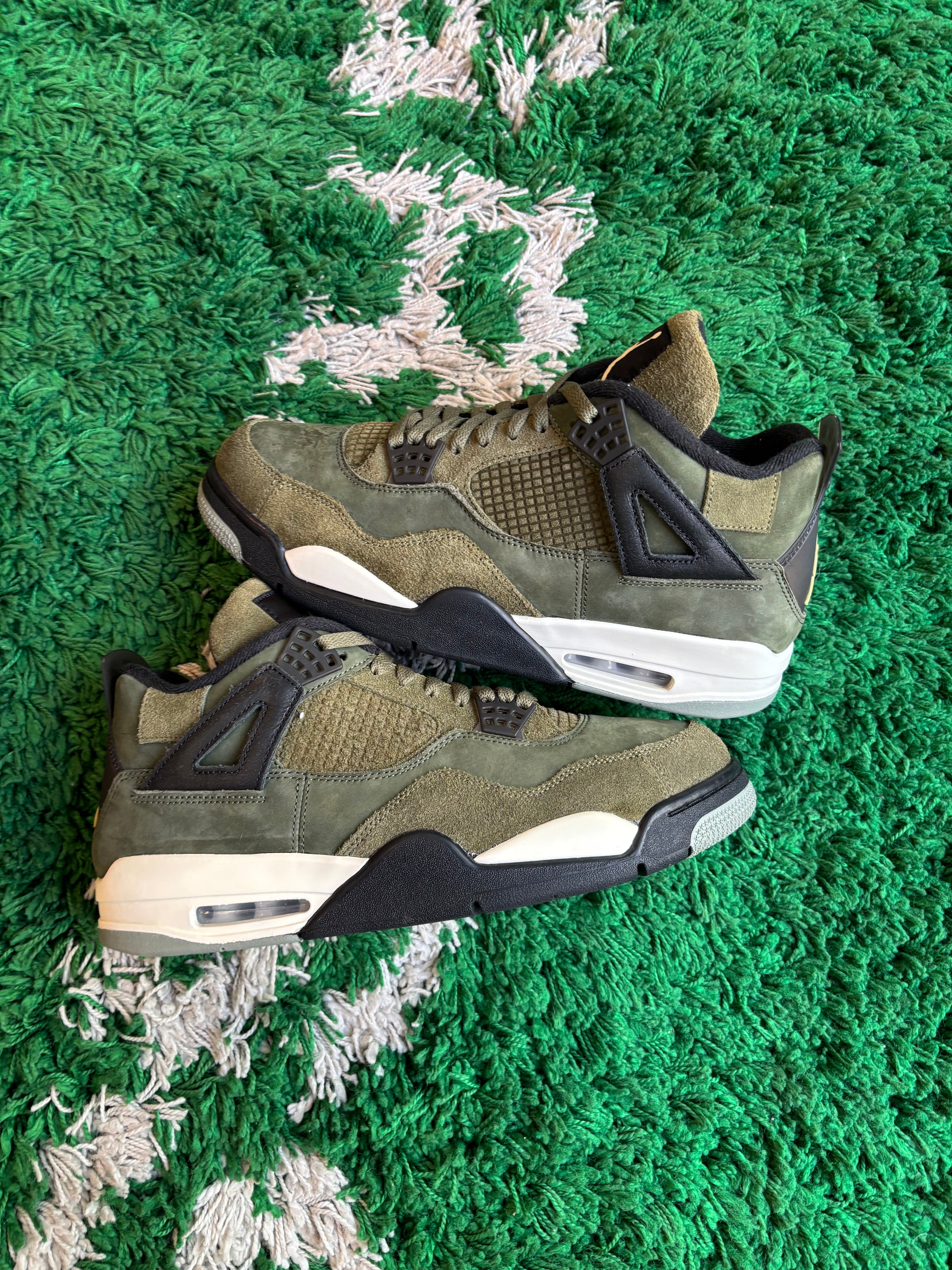 Jordan 4 “Craft Medium Olive”
