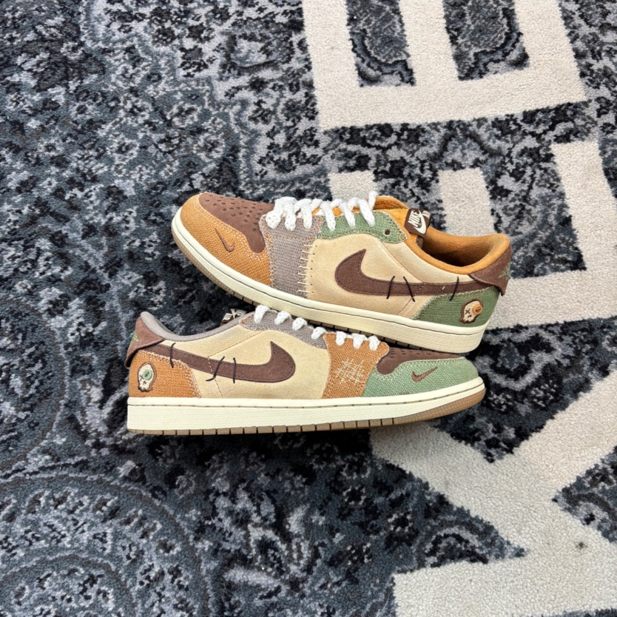 Jordan 1 Retro Low OG Zion Williamson Voodoo - Image 1