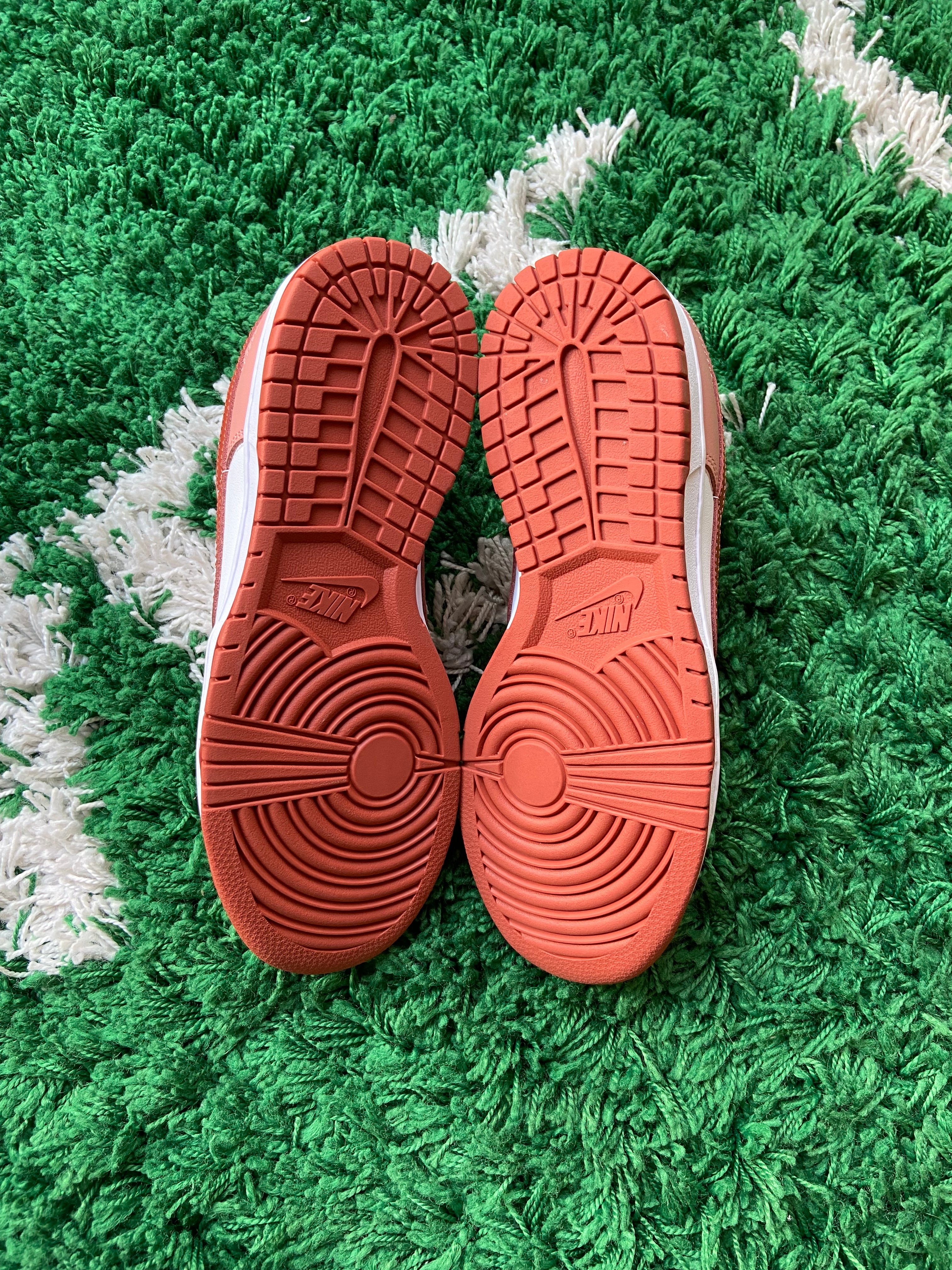 Nike Dunk Low “Red Stardust”