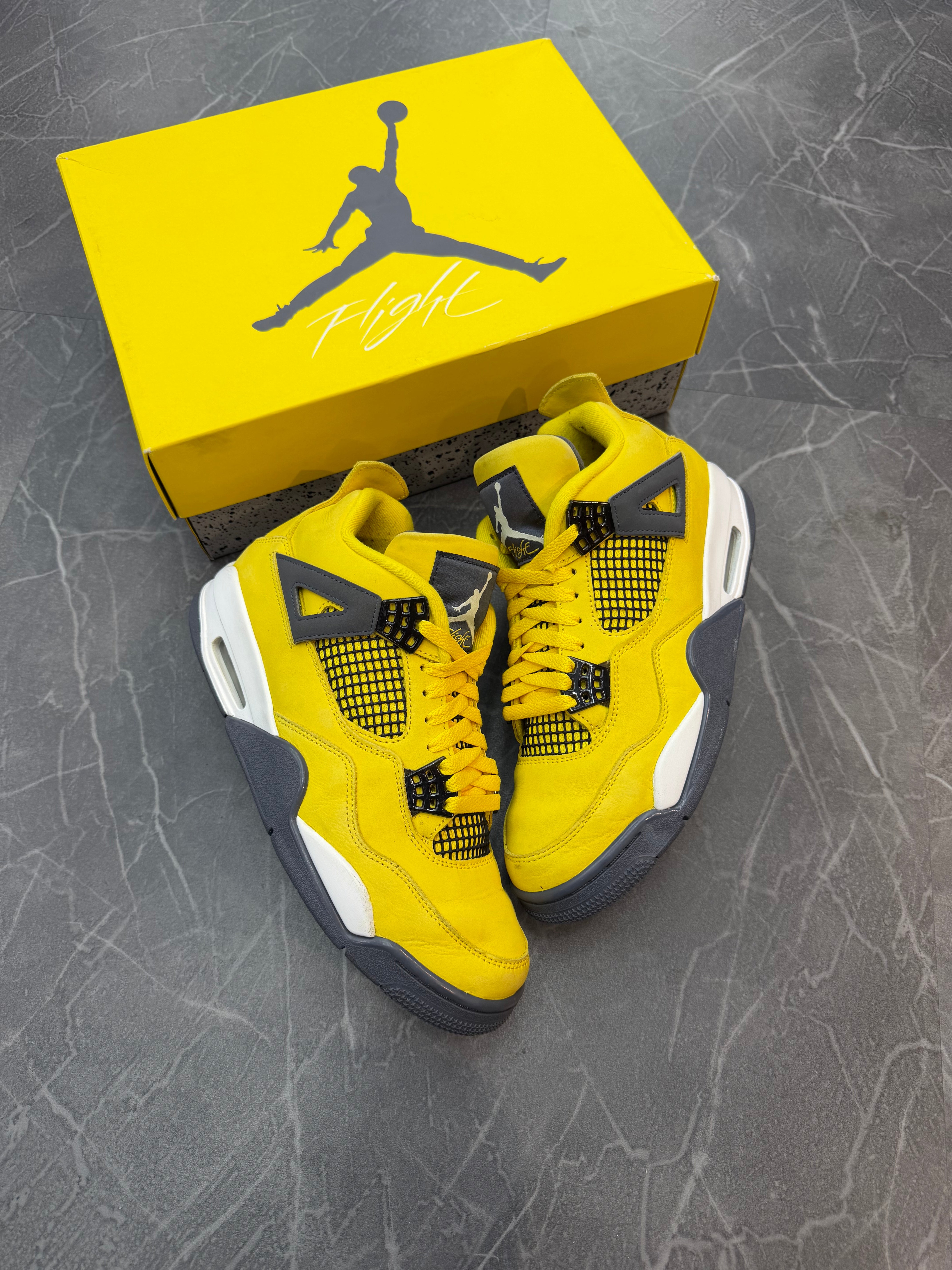 Jordan 4 “Lightning”