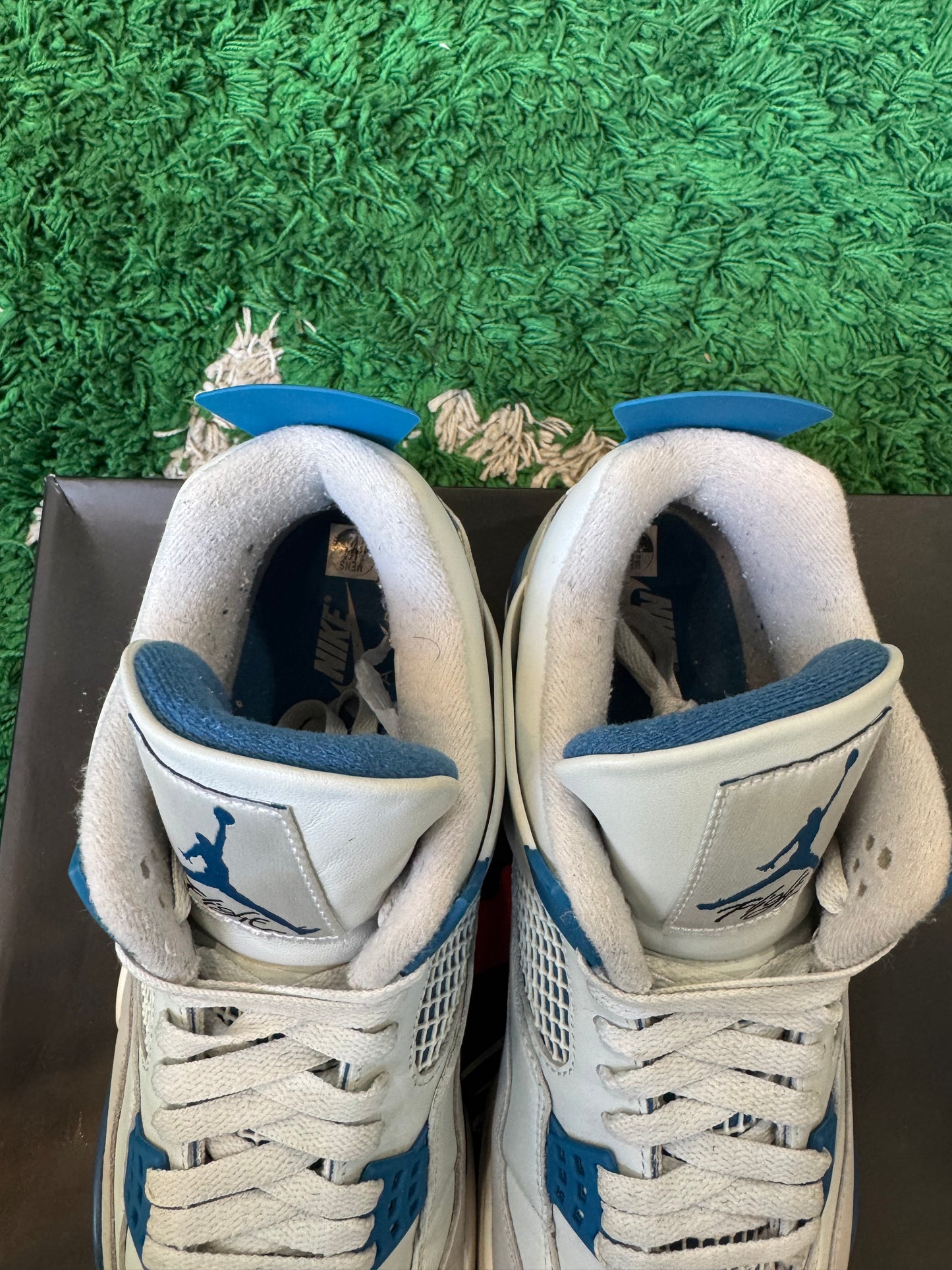Jordan 4 “Military Blue”