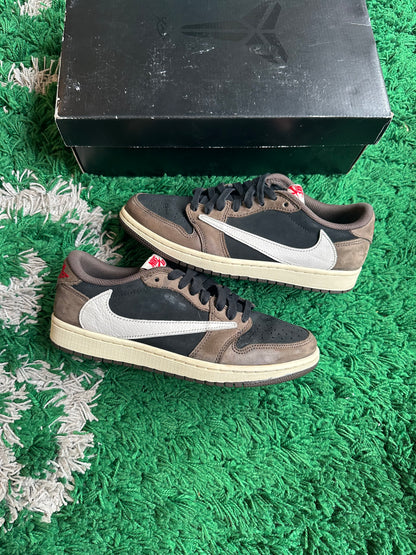 Jordan 1 Low Travis Scott “Mocha”