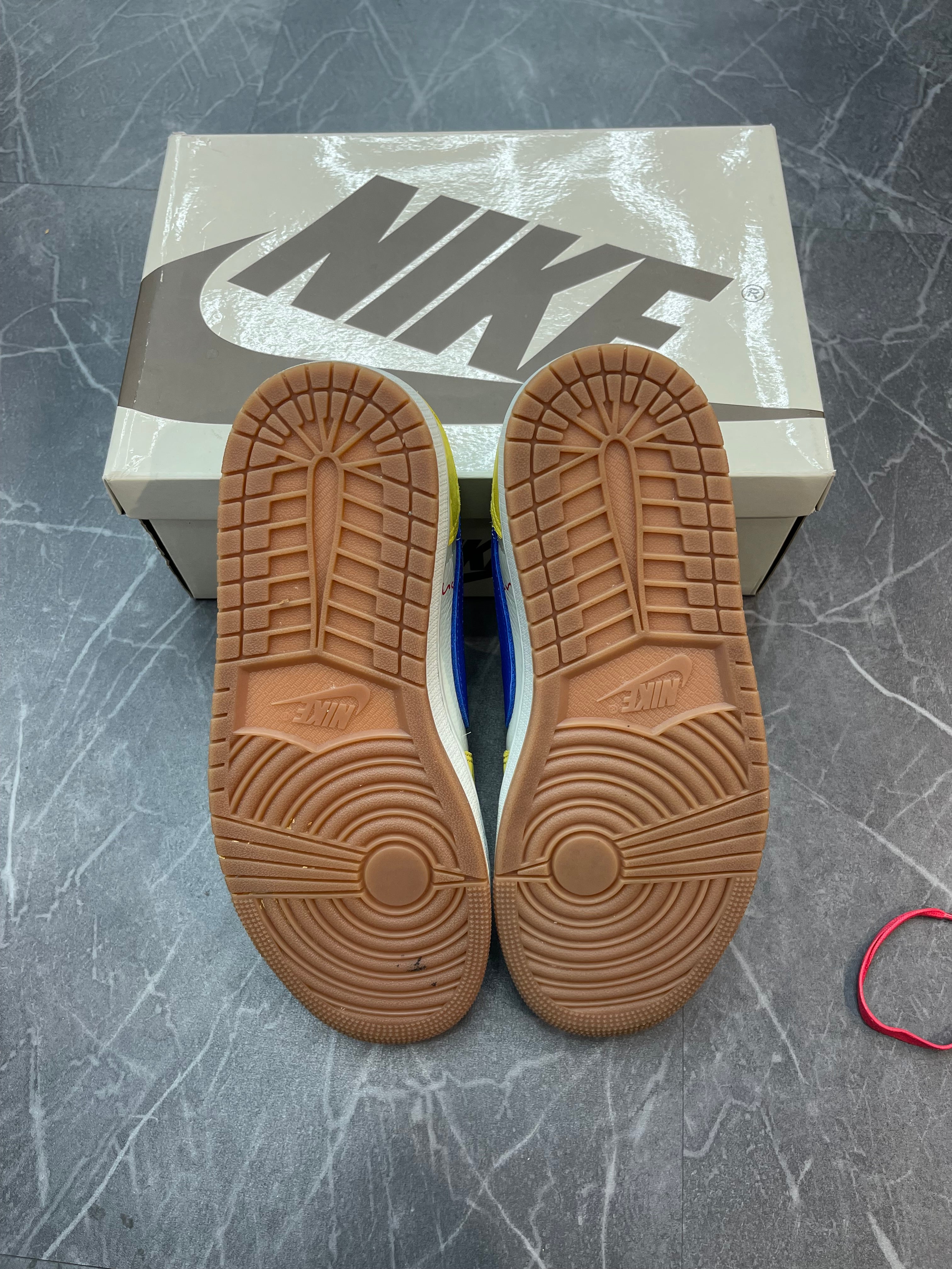 Travis Scott Jordan 1 Low “Canary”