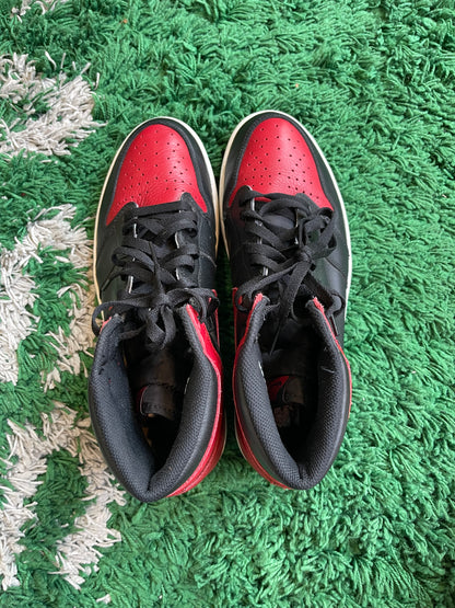 Jordan 1 High “Bred Banned” (2016)