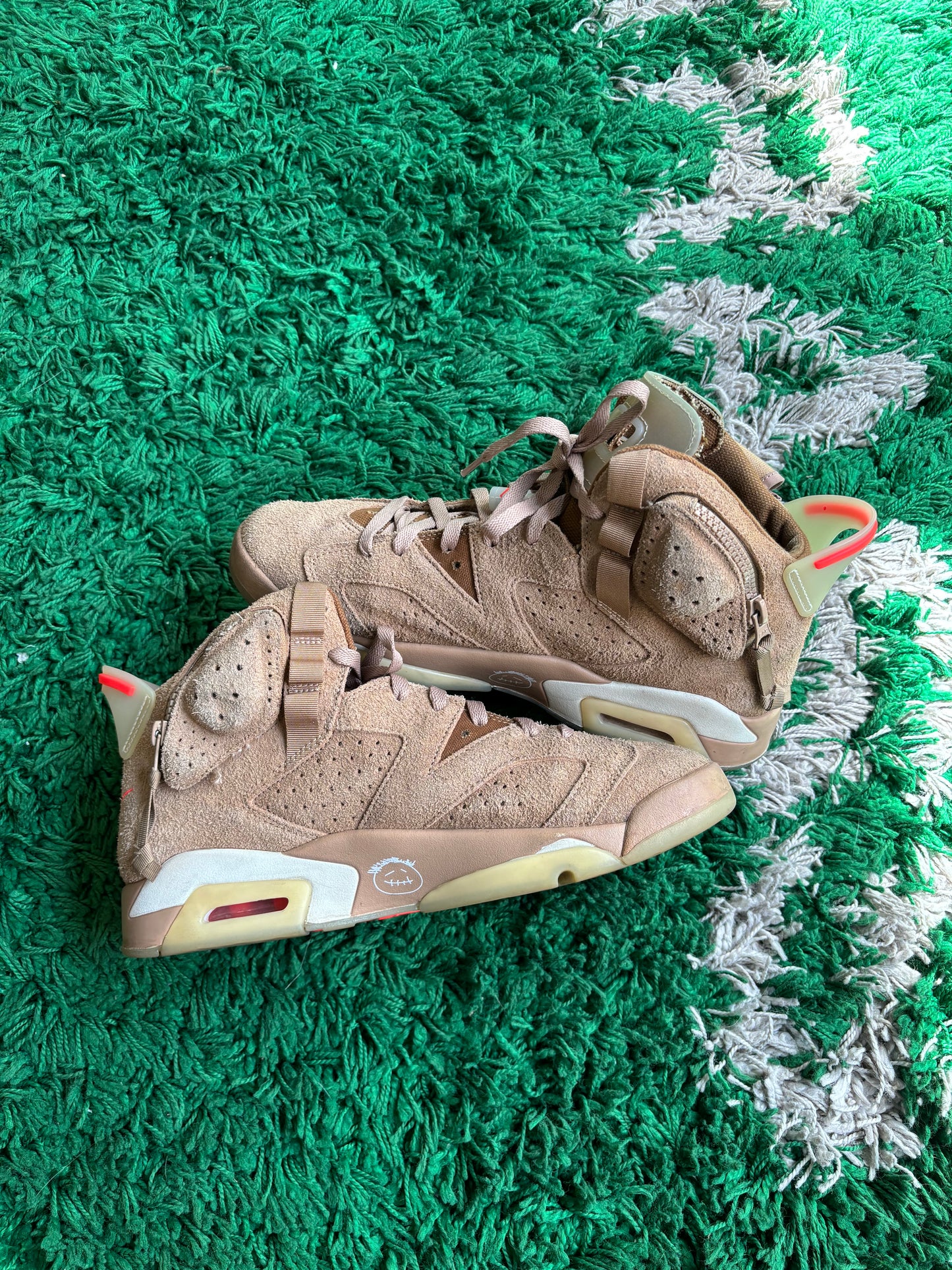 Travis Scott Jordan 6 “British Khaki”
