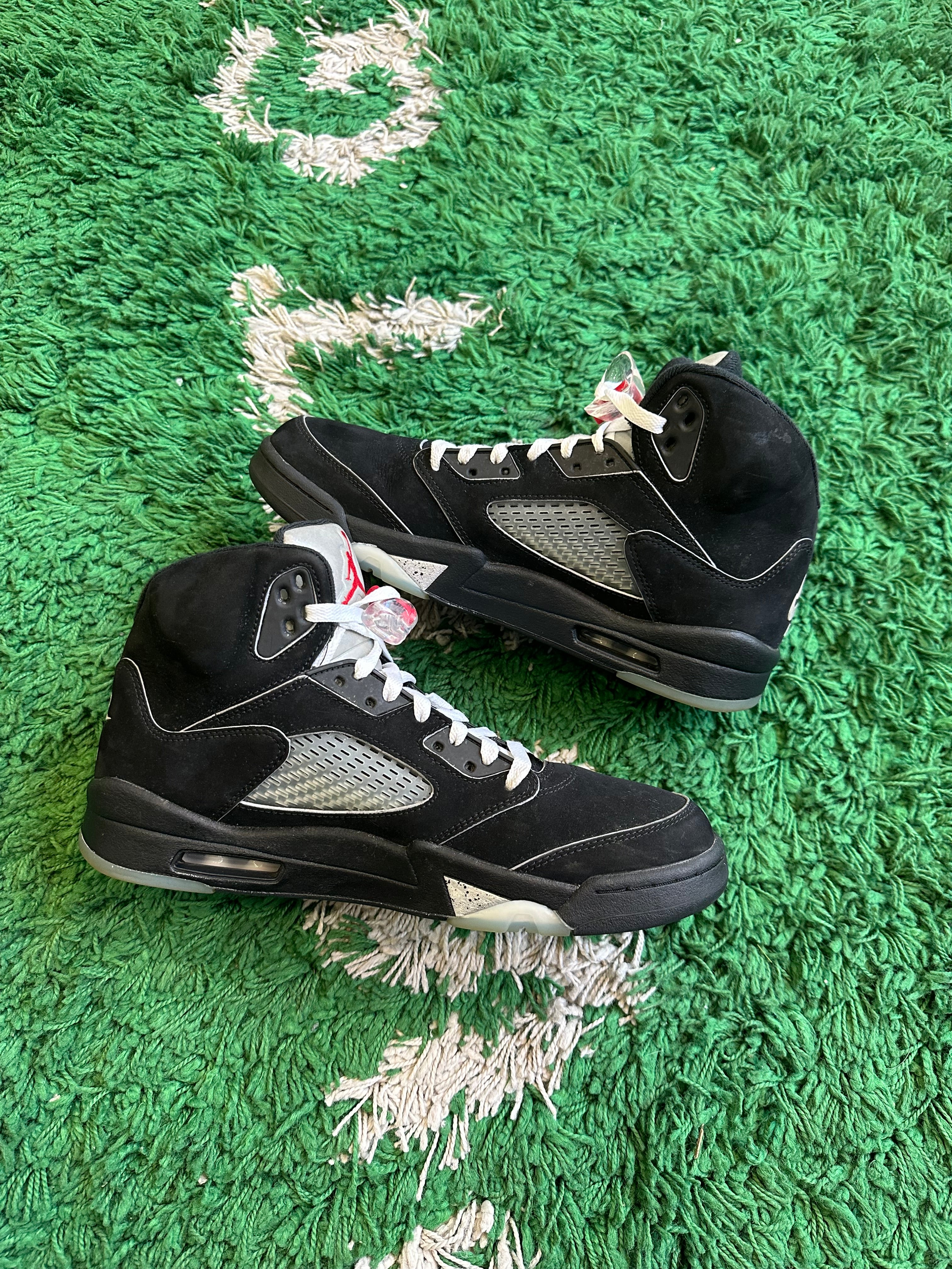 Jordan 5 “Black Metallic Reimagined”