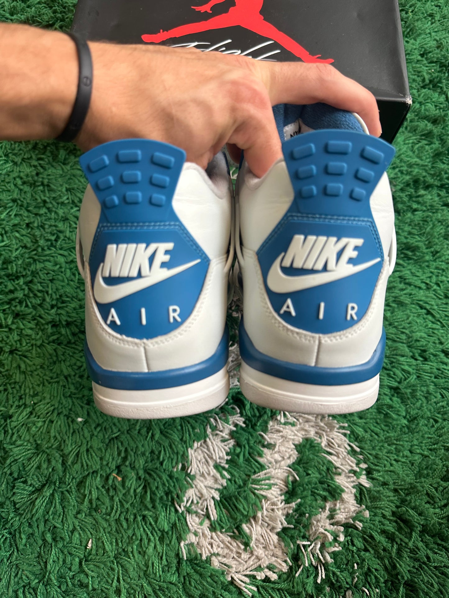 Jordan 4 “Military Blue”