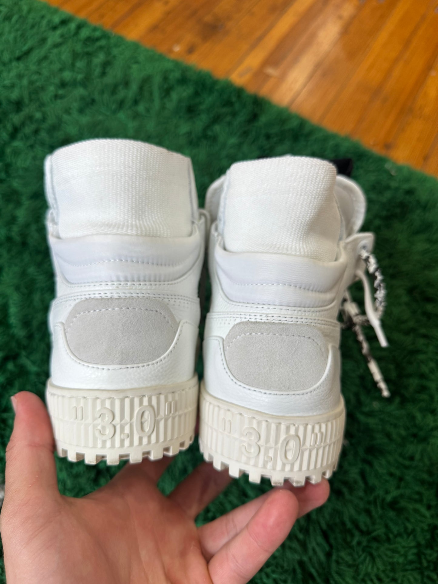 Off-White Sneaker High Top White (42)