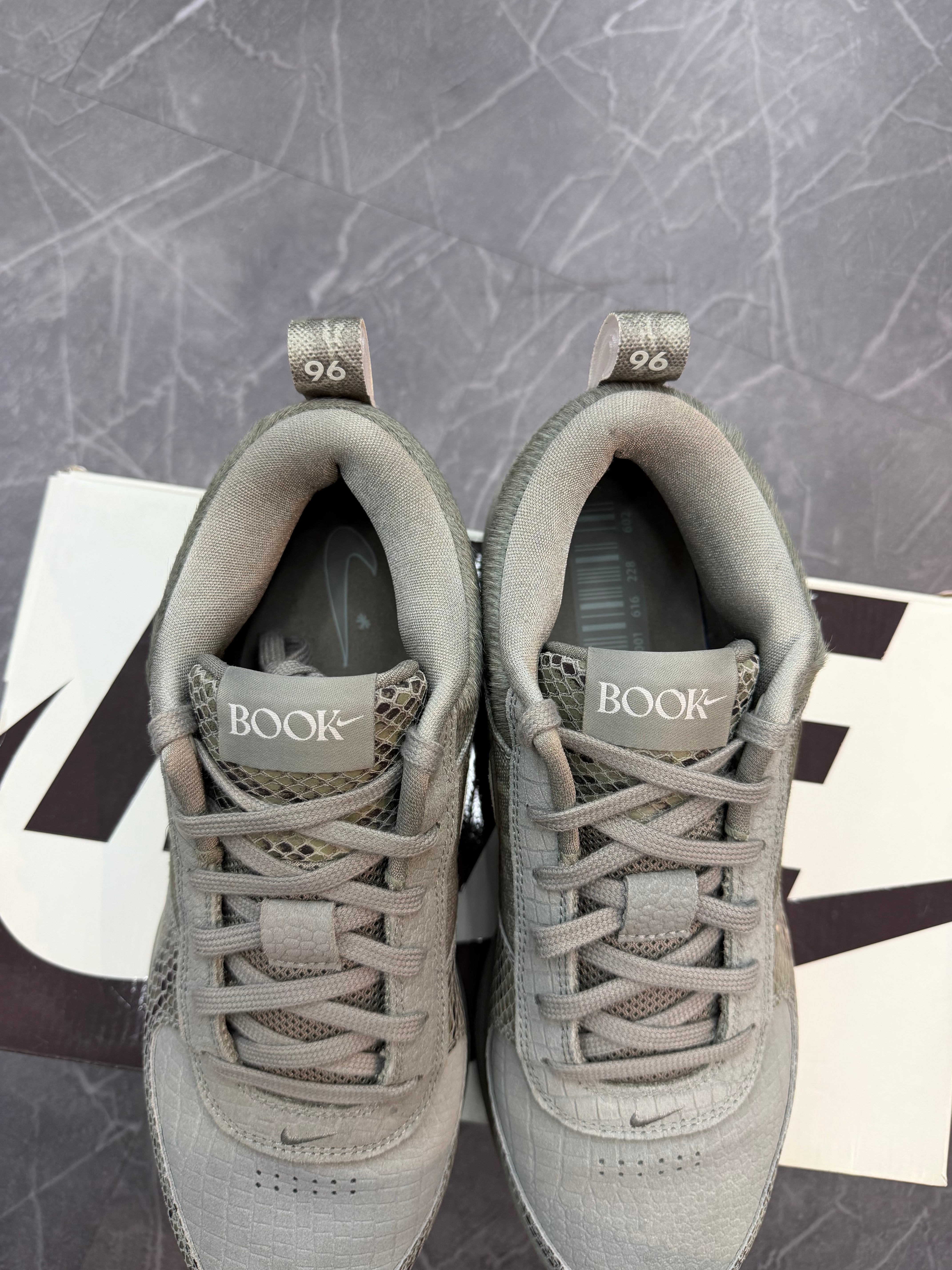 Nike Book 1 Premium Hike