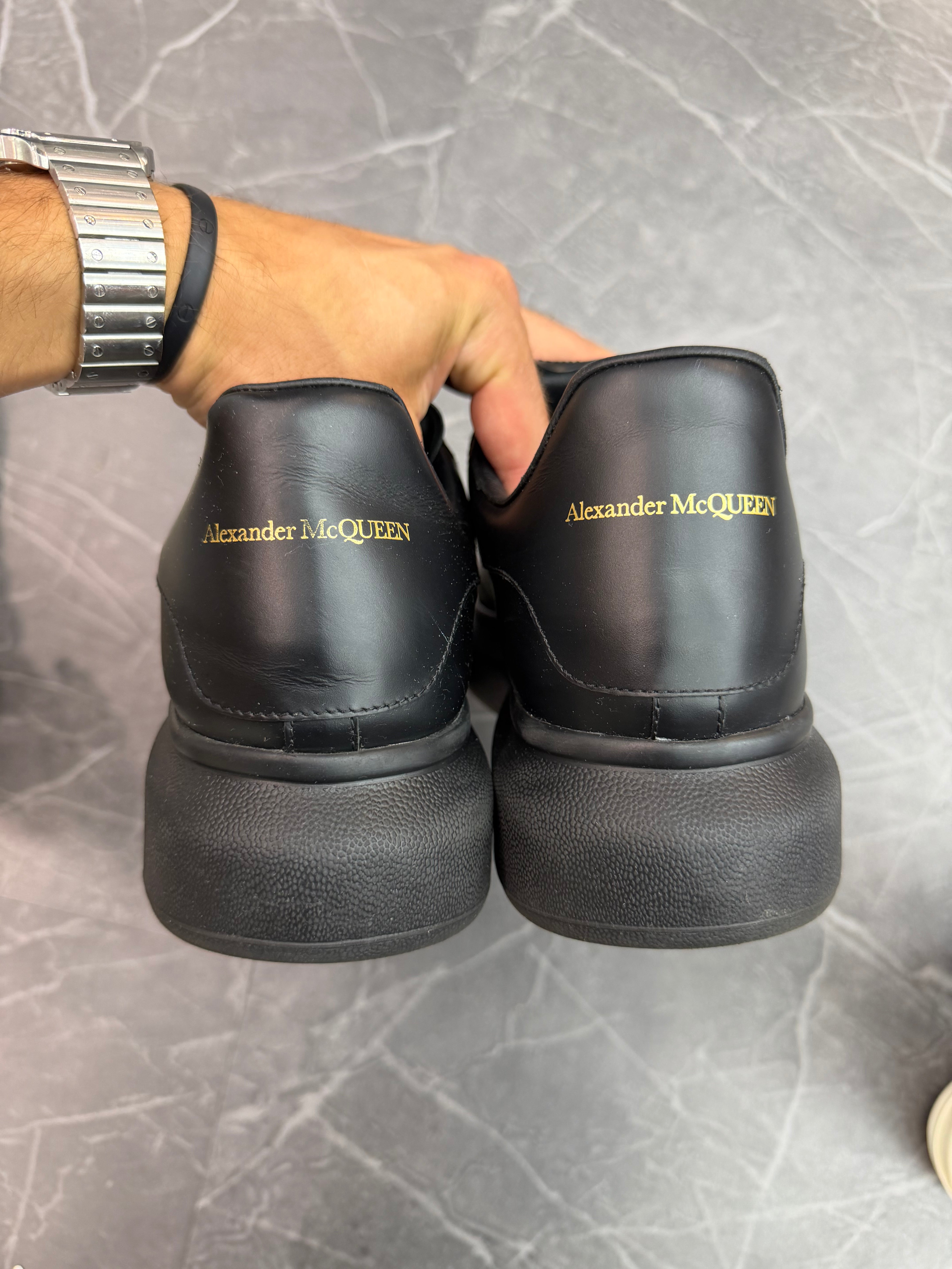 Alexander Mcqueen Sneaker “All Black”