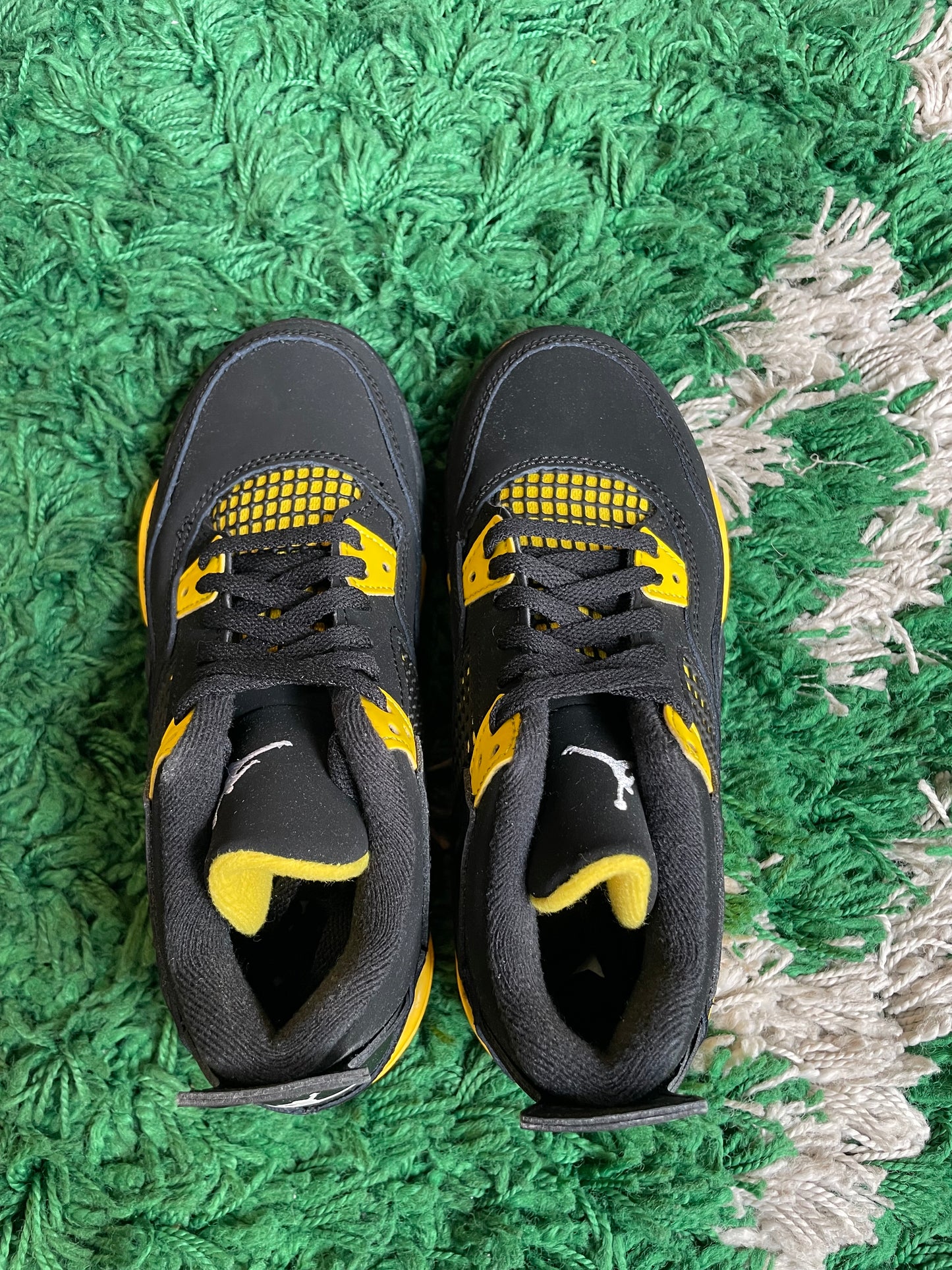 Jordan 4 “Thunder” (PS)