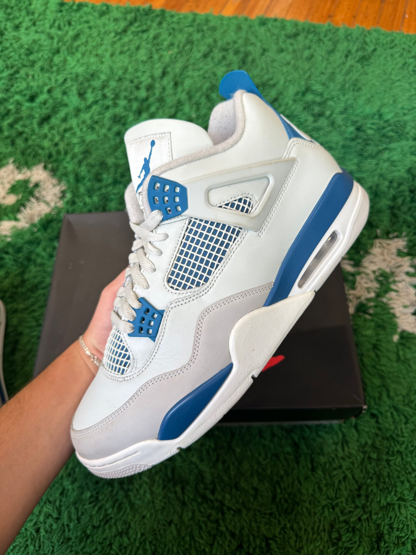Jordan 4 “Military Blue”