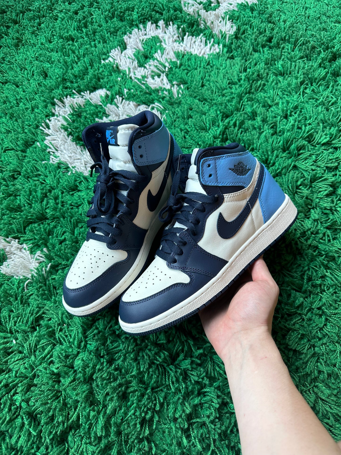 Jordan 1 High “Obsidian”