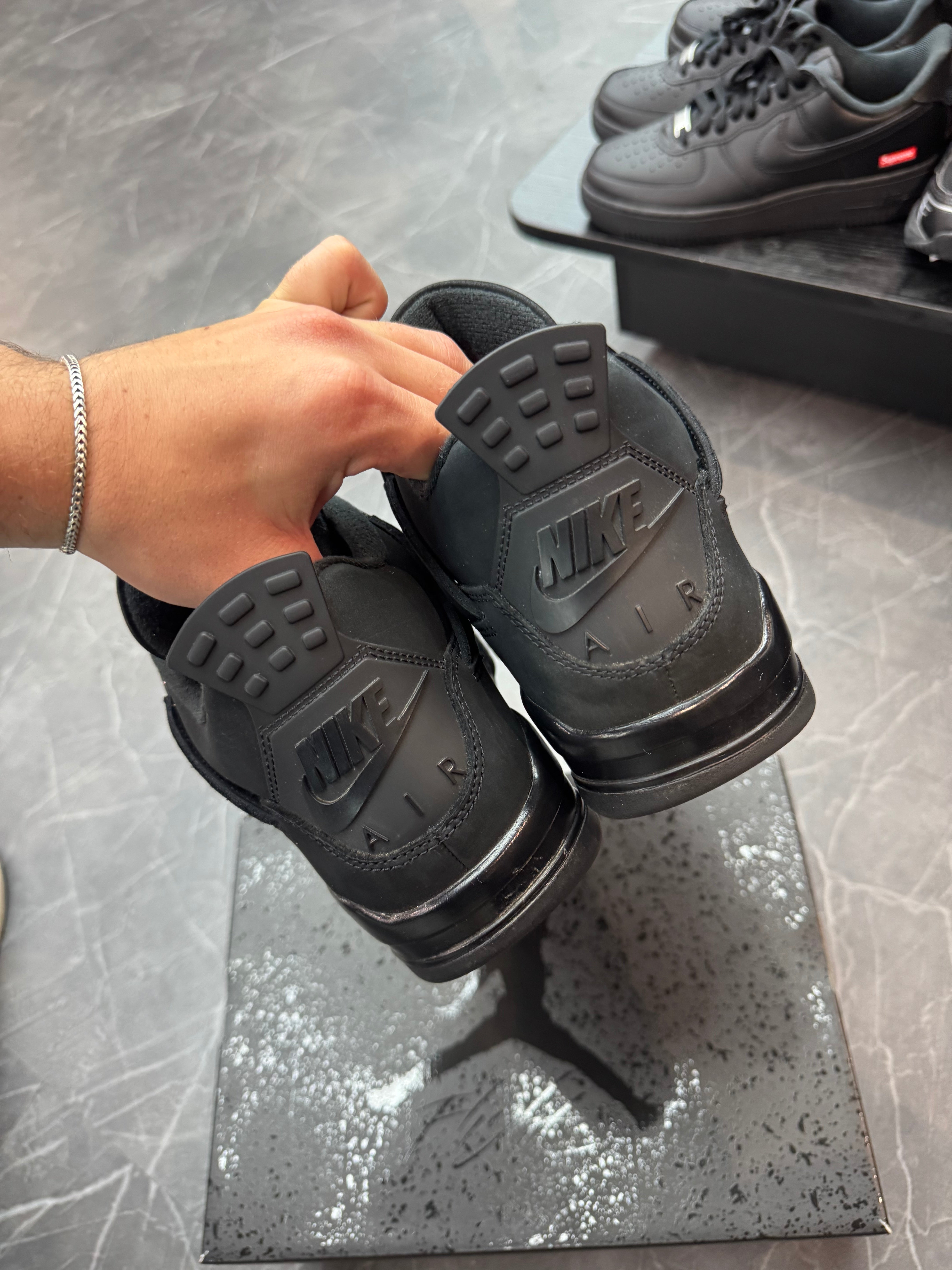 Jordan 4 Black Cat