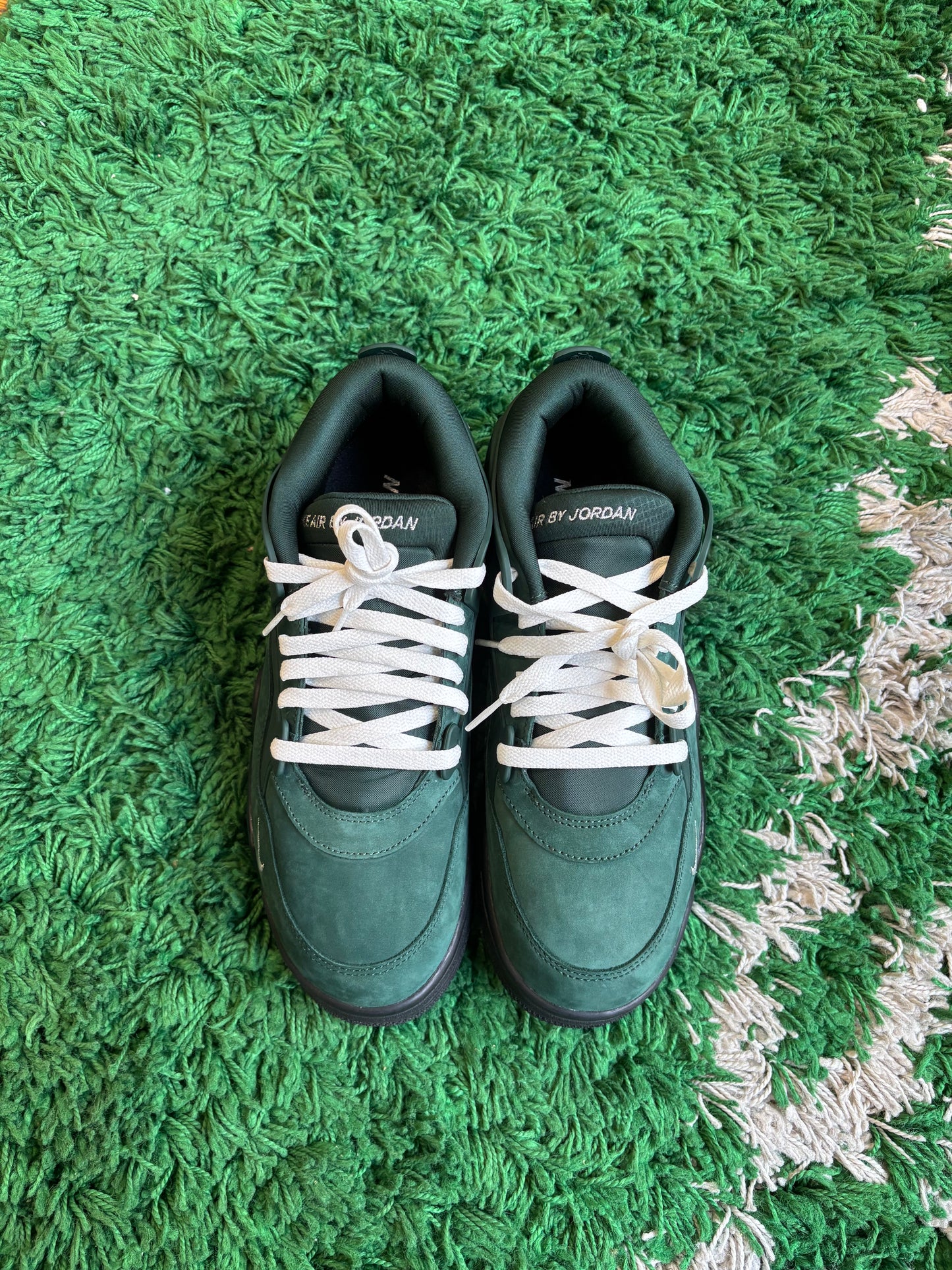 Jordan 4 RM “Nigel Sylvester Grandma’s Driveway”