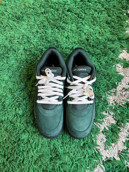 Jordan 4 RM “Nigel Sylvester Grandma’s Driveway”