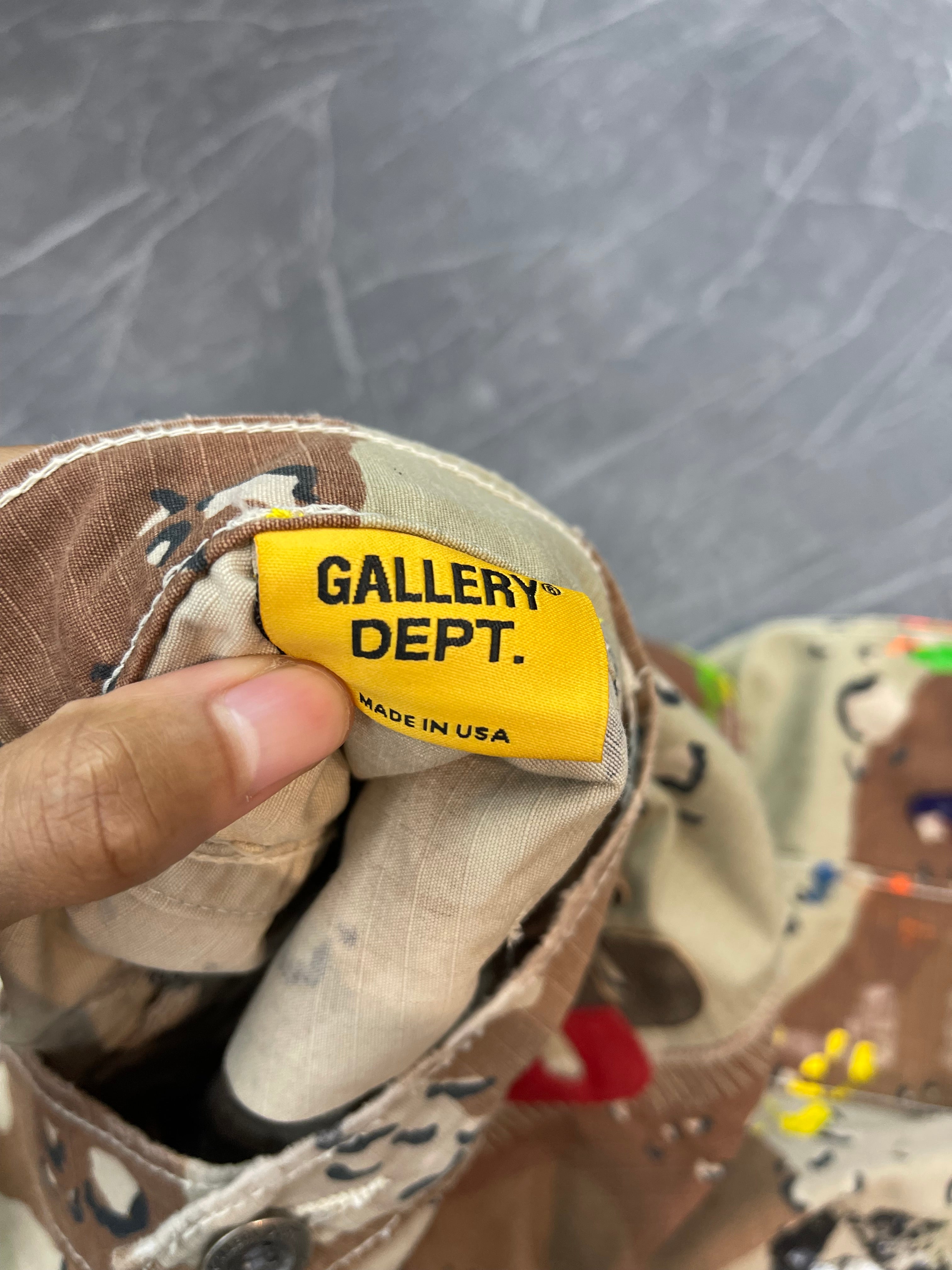 Gallery Dept G Patch Cargo Shorts Desert Camo (38)