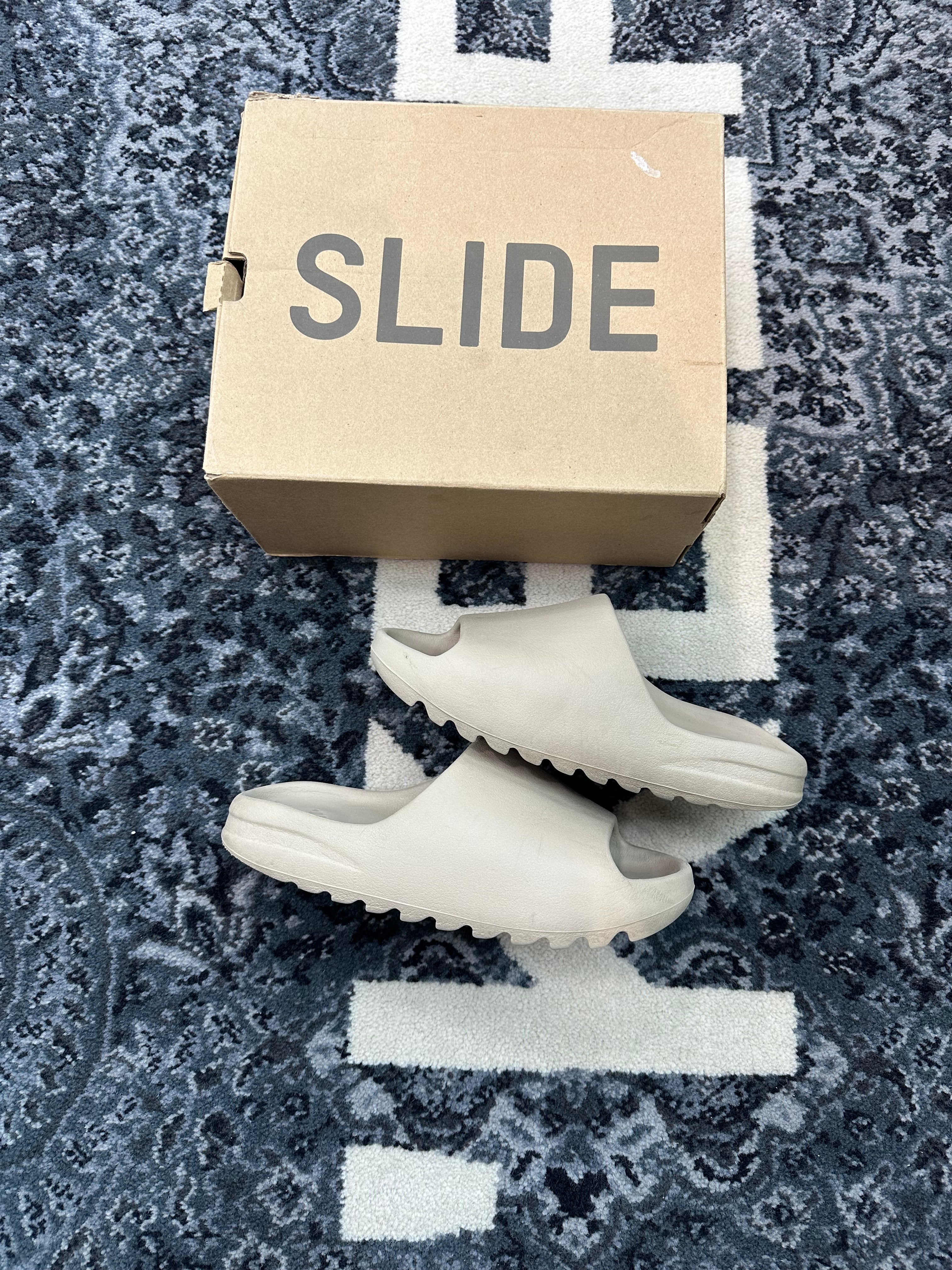 yeezy slide pure box