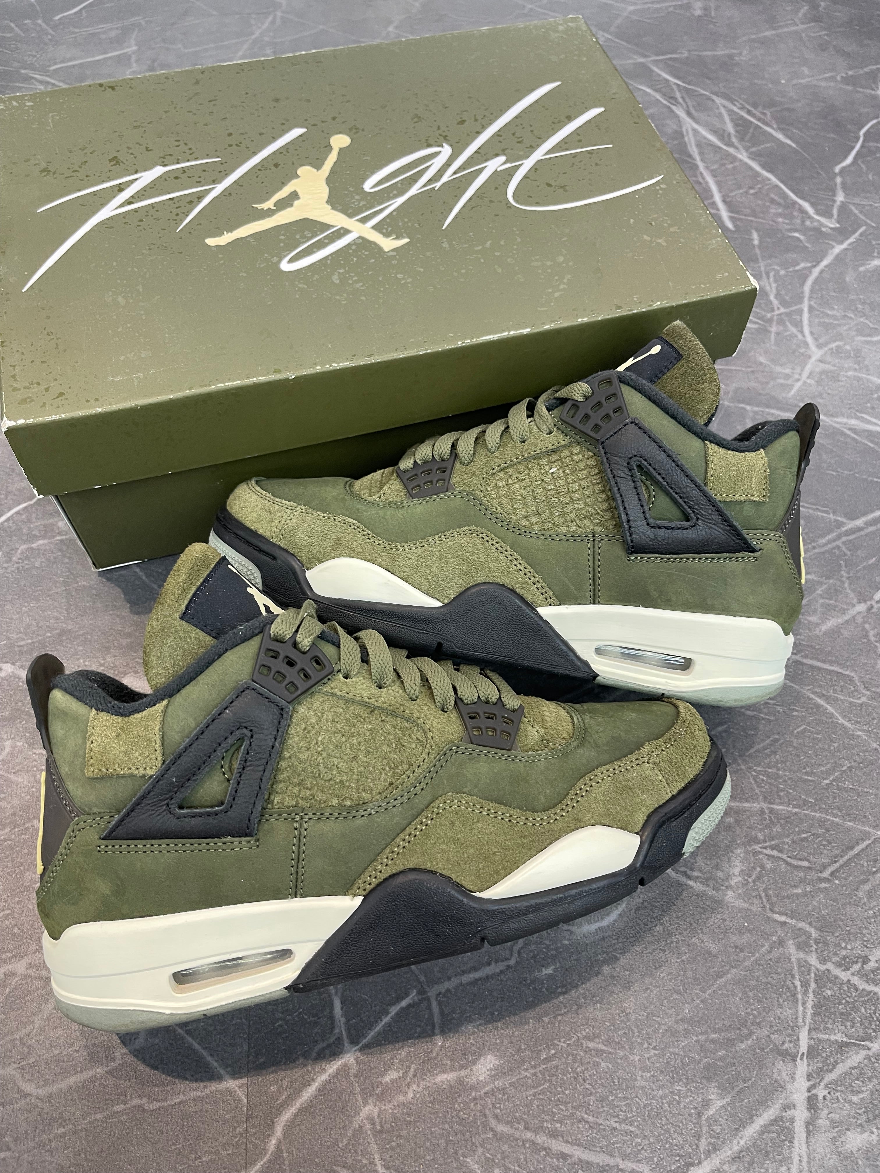 Jordan 4 “Craft Olive”