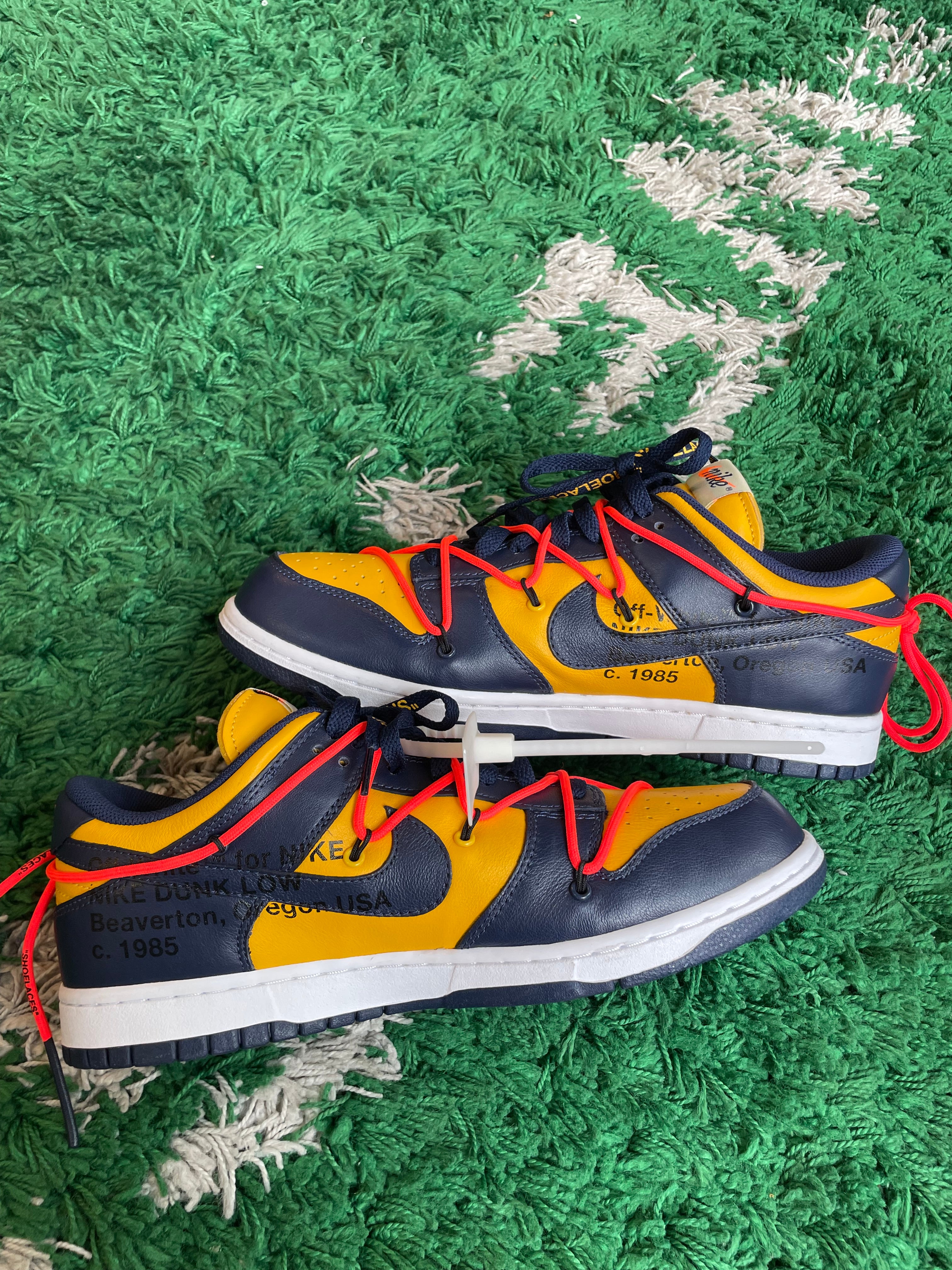 Nike Dunk Low x Off White “Gold”