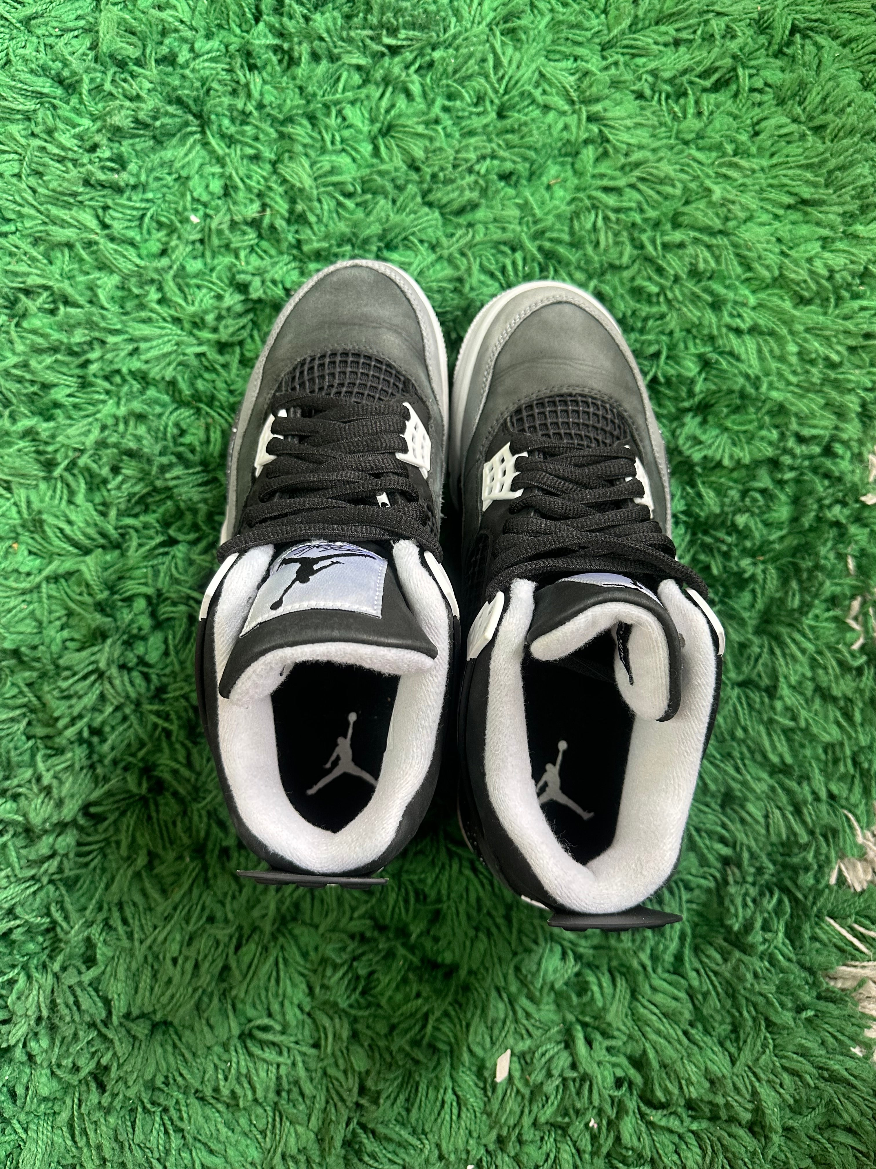 Jordan 4 “Fear”