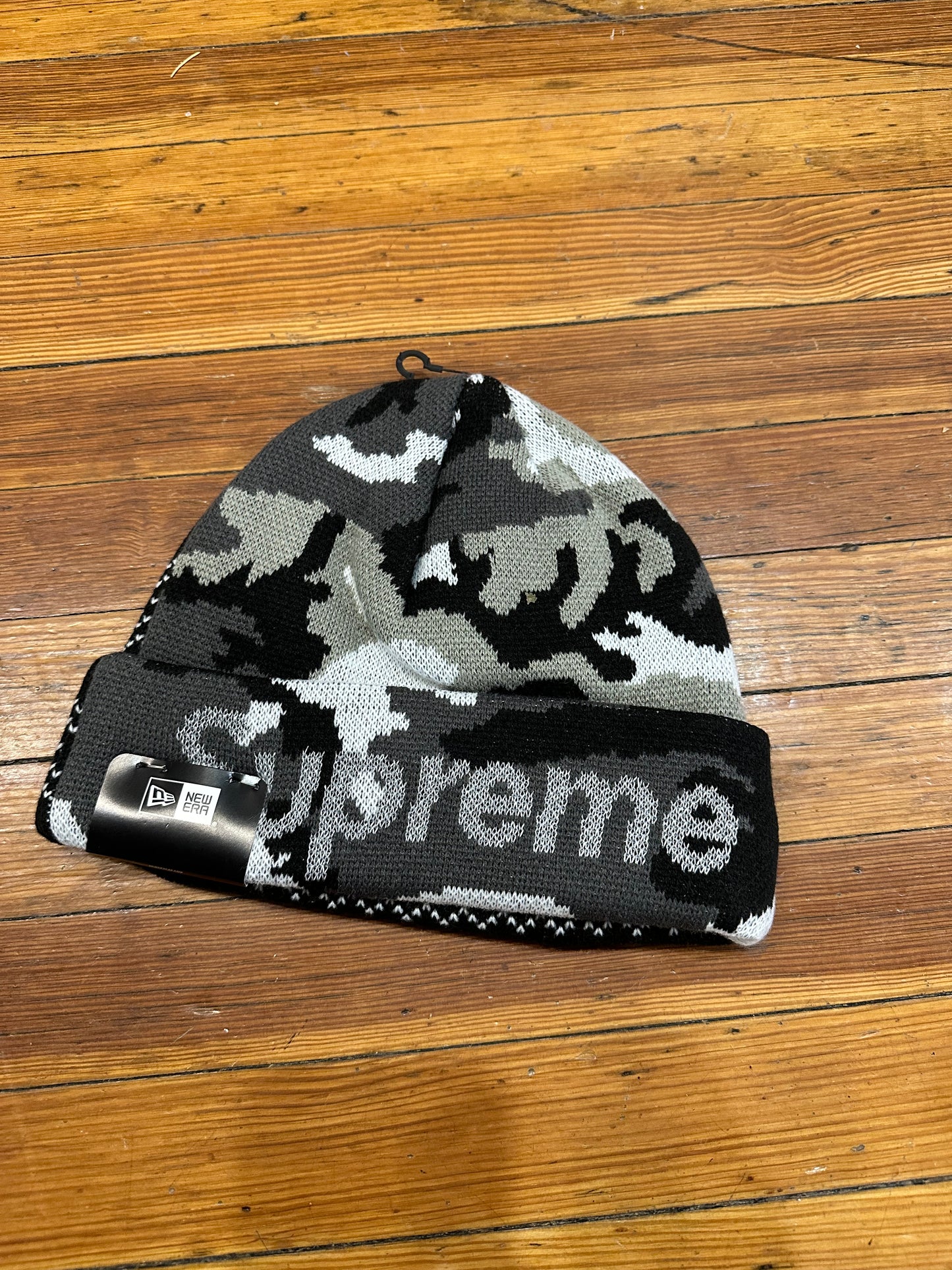 Supreme Beanie “Black / Camo Reverse”