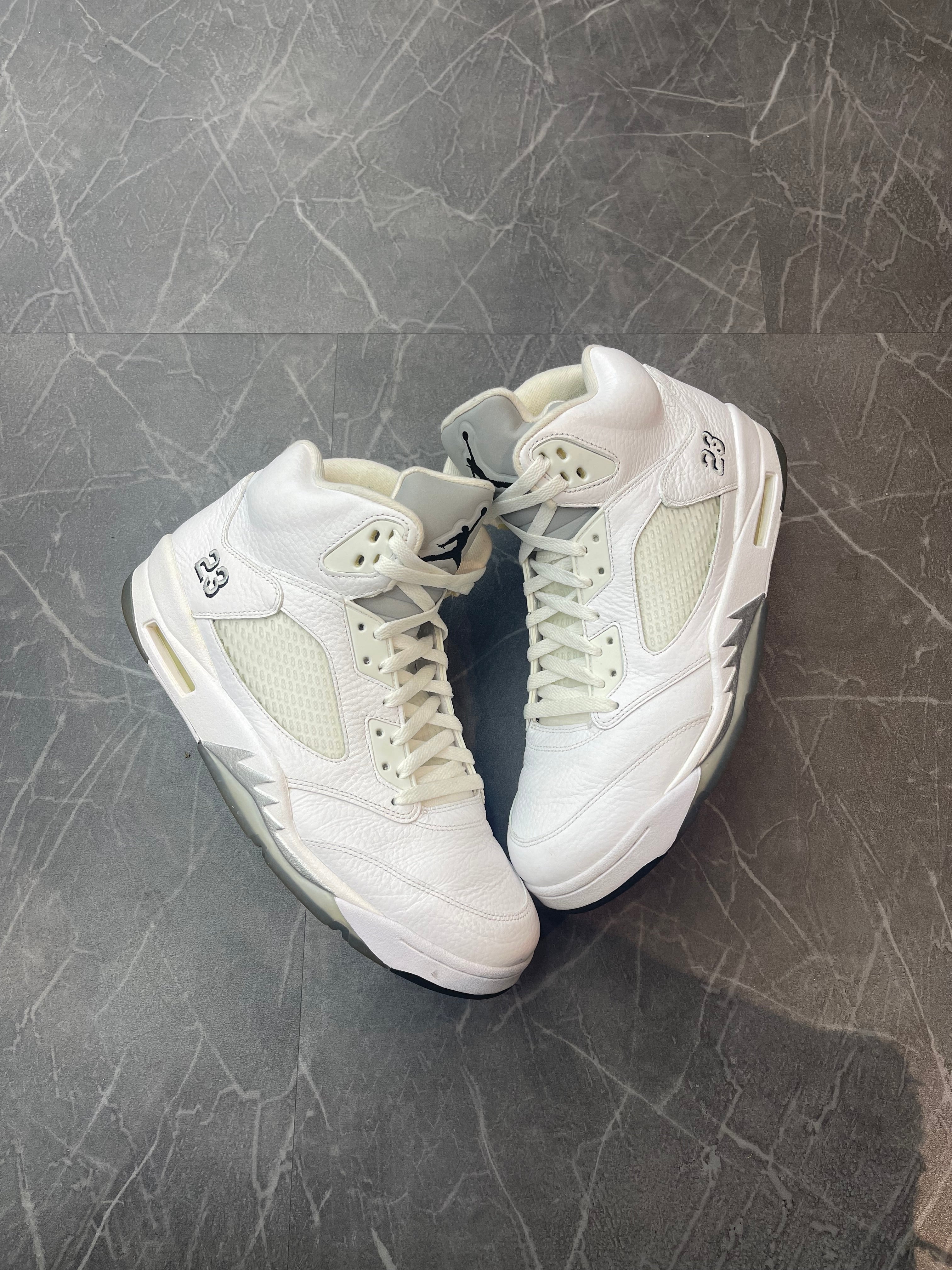 Jordan 5 “White Metallic” (2015)