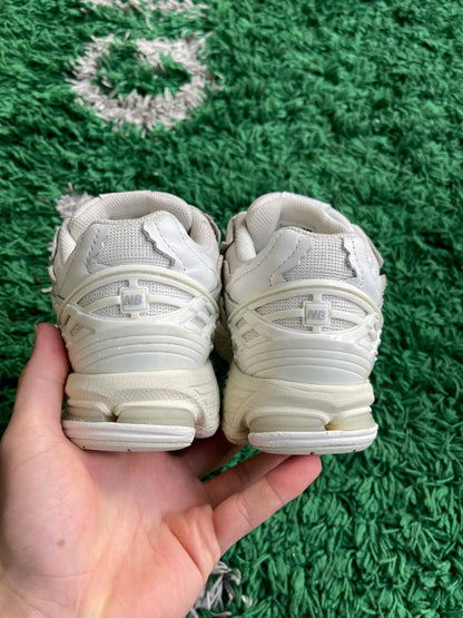 New Balance 1906r Protection Pack “White”